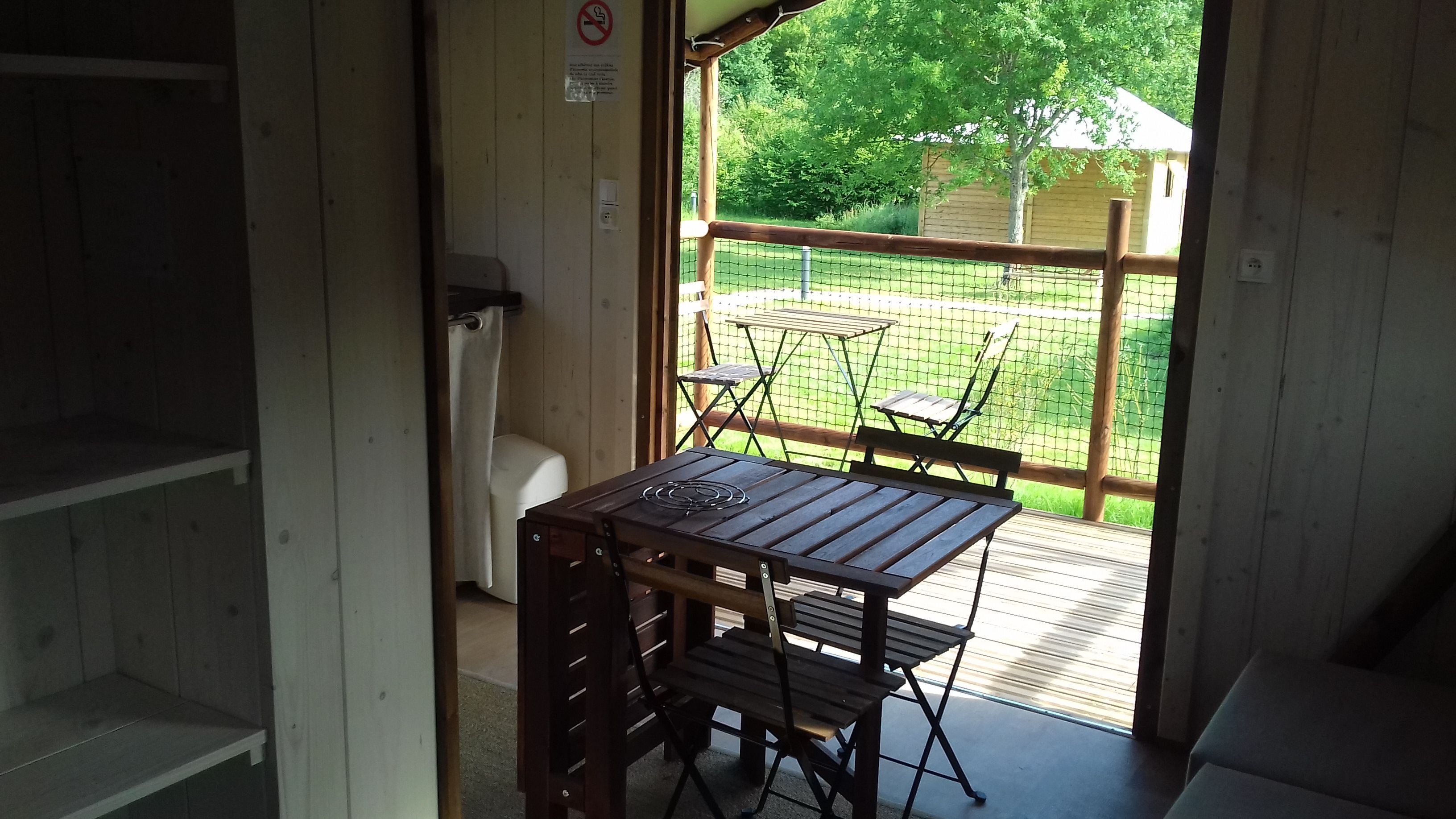 Lodge sur pilotis Africa : une escapade romantique en pleine nature à Mont Près Chambord — espace de vie