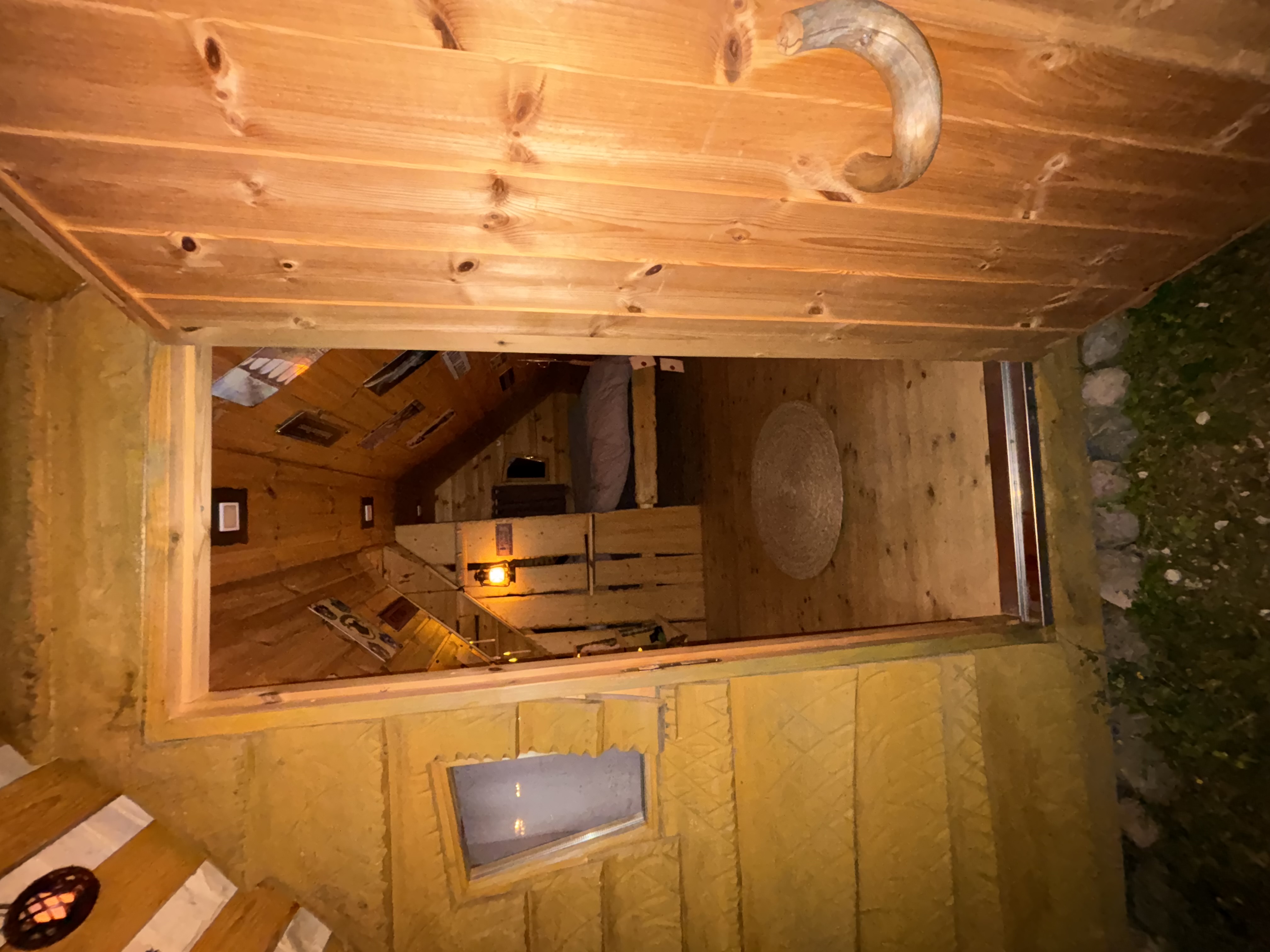 La Cabane du Garde Chasse — Cabane avec bain nordique à Doubs à Besançon — chambre