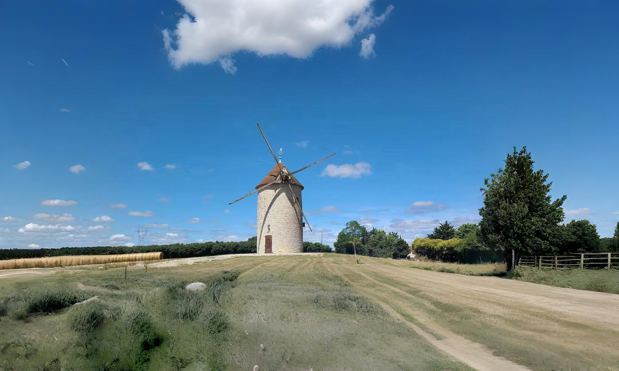 Moulin de Loubatière — Séjour romantique avec vue panoramique à Roquecor (Tarn-et-Garonne)