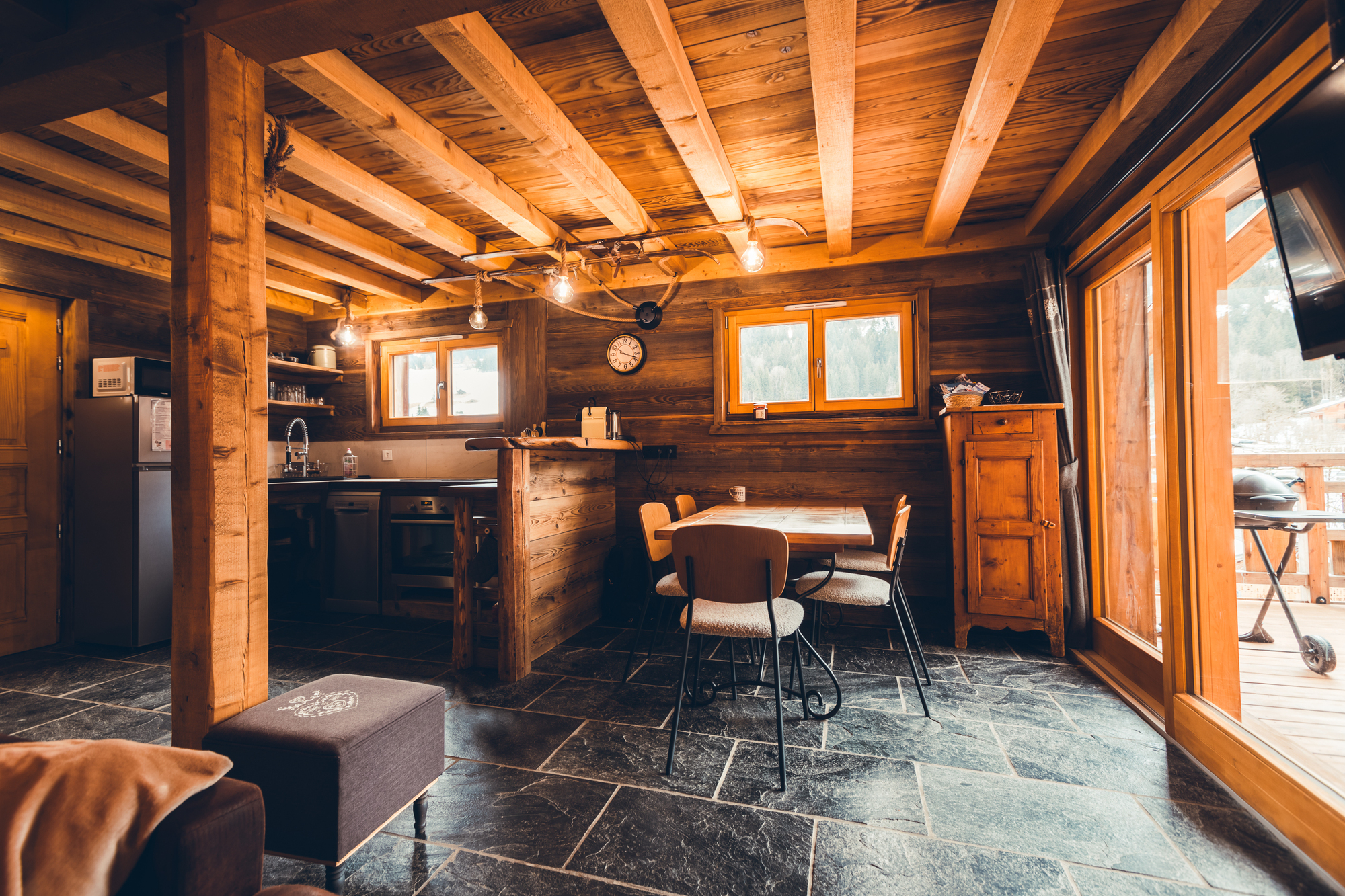 Chalet Utopia — Chalet avec spa à Haute-Savoie à Annecy — cuisine