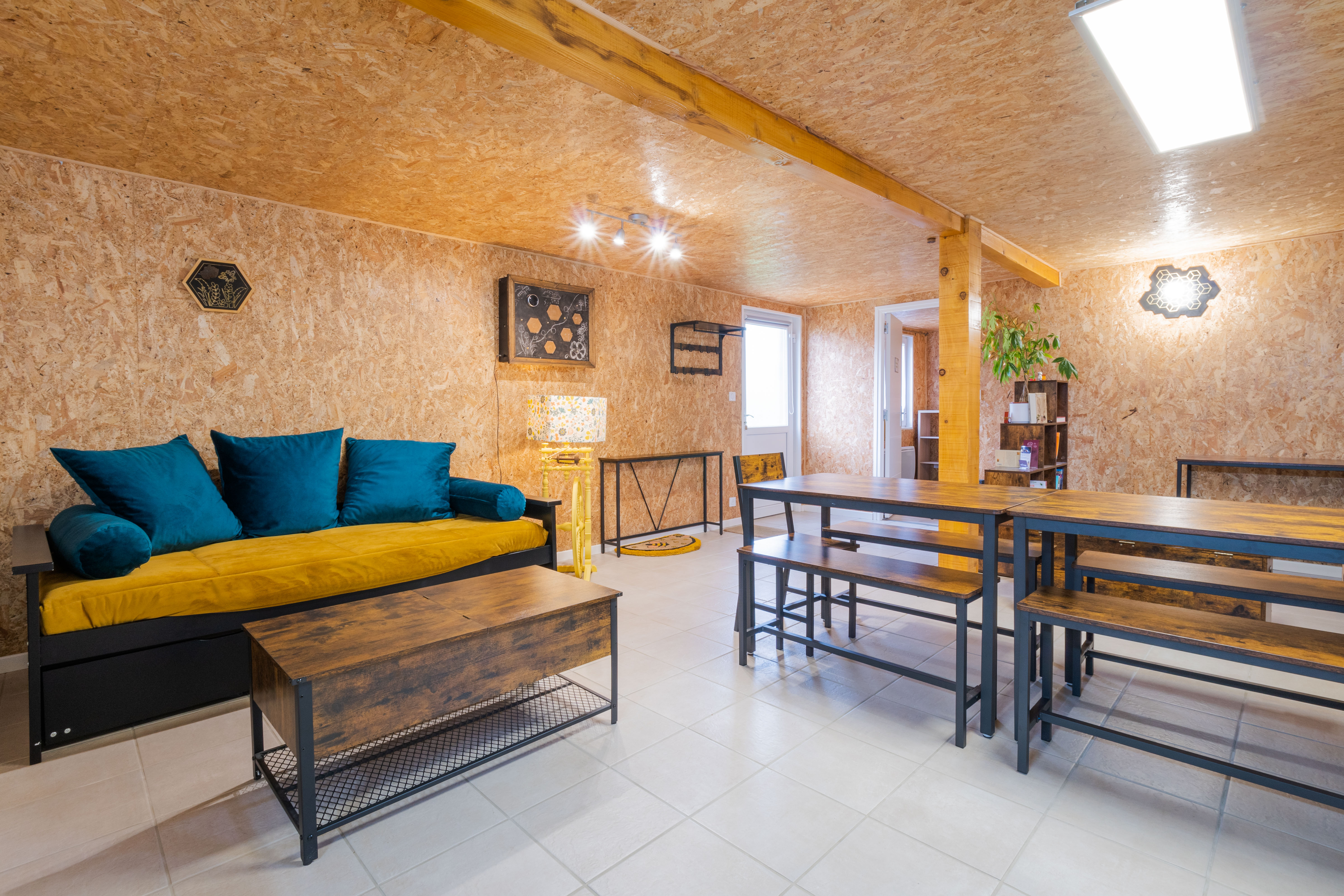 Un cocon étoilé en Bourgogne pour une escapade romantique à Messey-Sur-Grosne — détail architectural