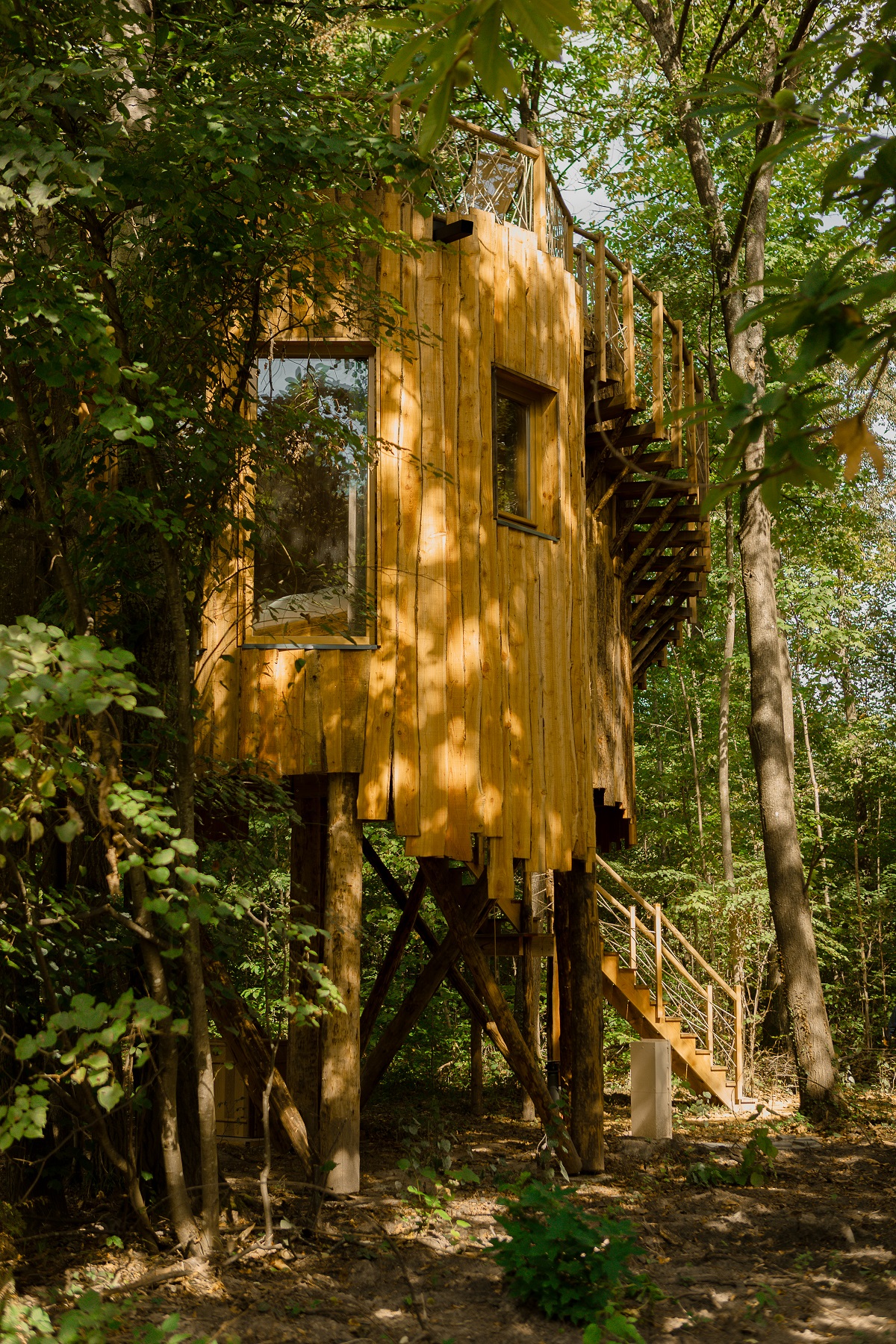 Cabane Spa Plus Epopée : une escapade enchantée dans les arbres à Raray — espace de vie