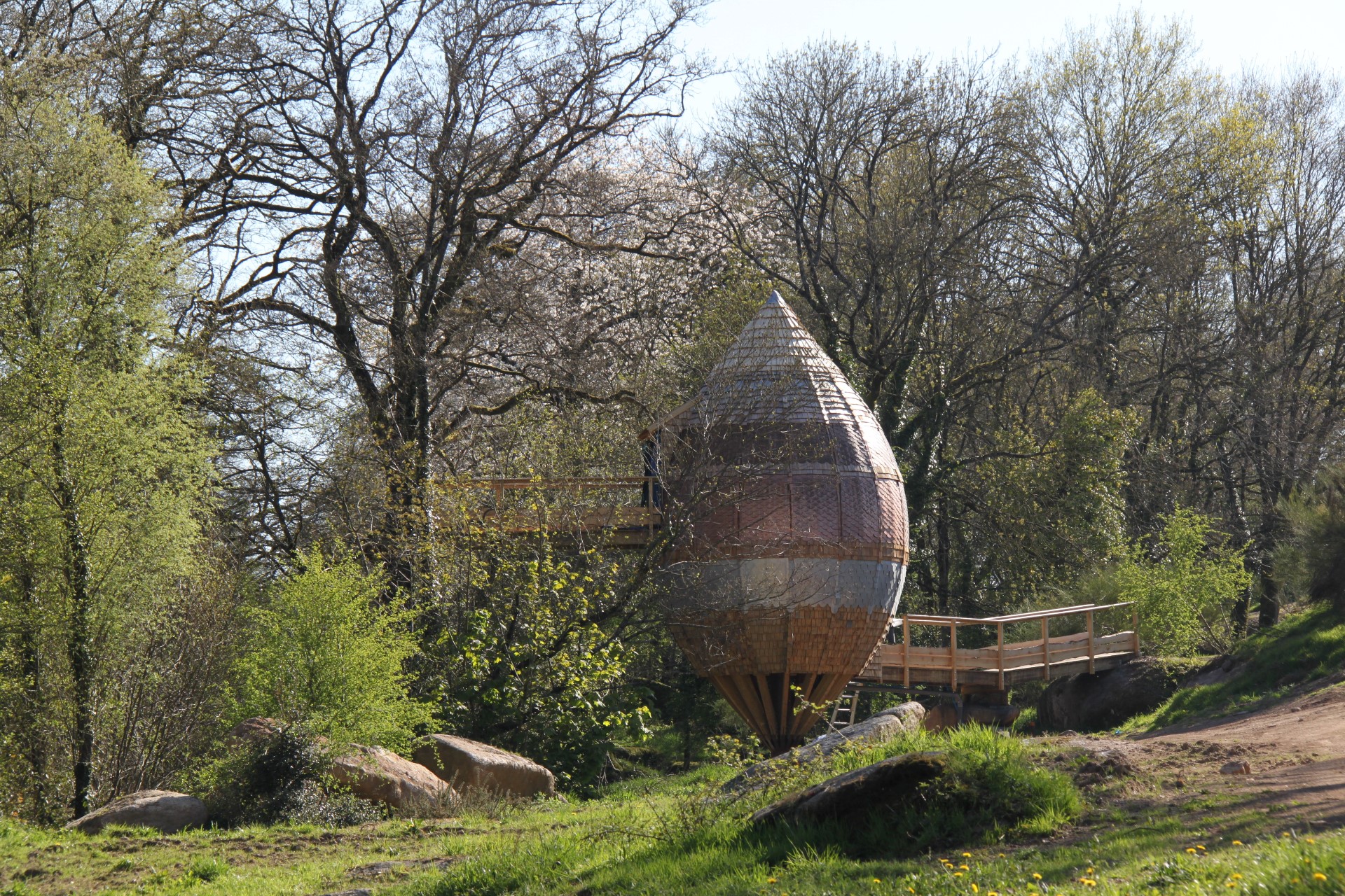 Lodge Chrysalide 2 — Cabane dans les arbres à 9m de hauteur en Vendée à La Chaize-le-Vicomte — vue intérieure