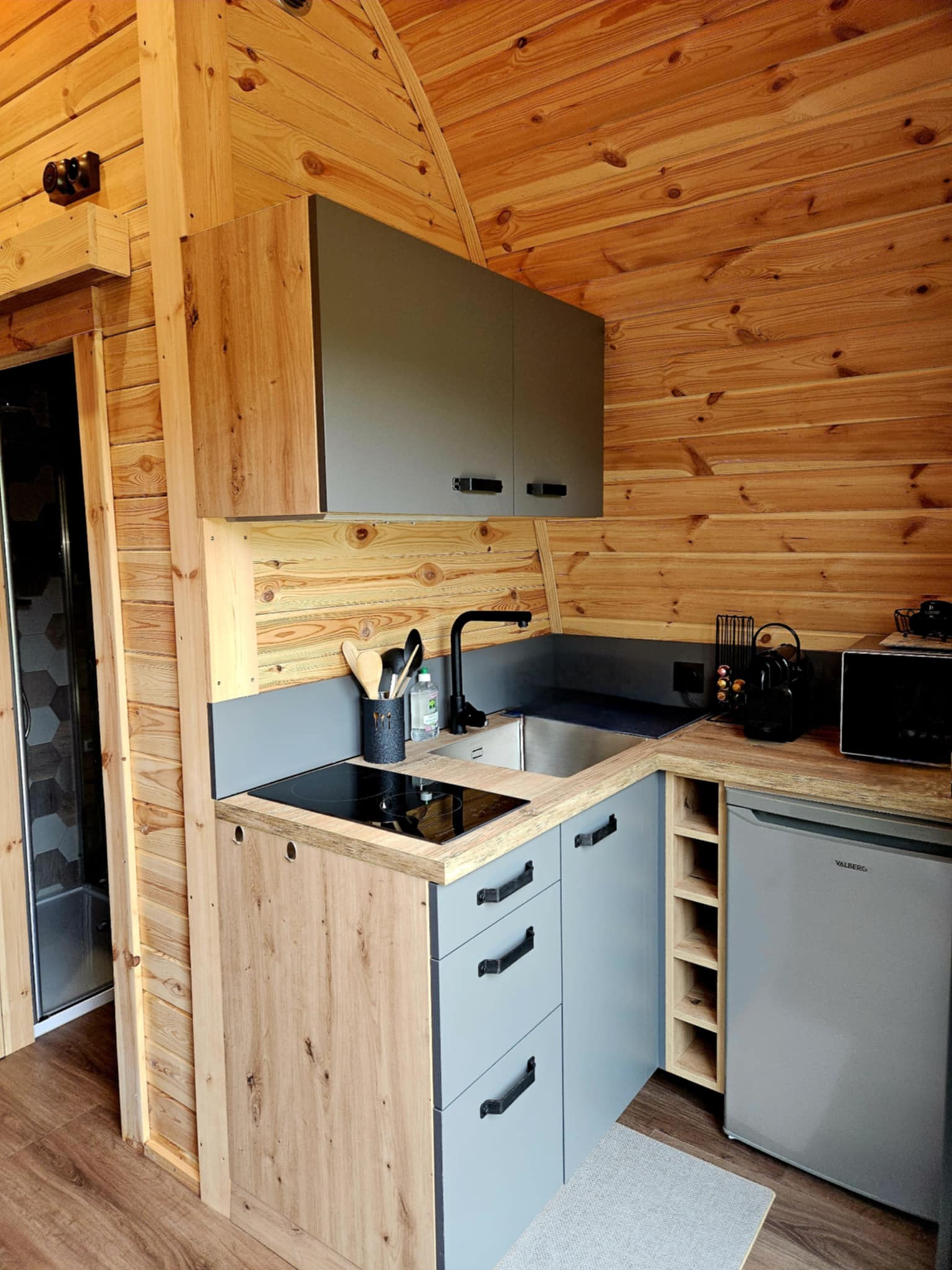 Pod ÉLAN — Séjour insolite avec spa à Rainville (Vosges) à Rainville — cuisine