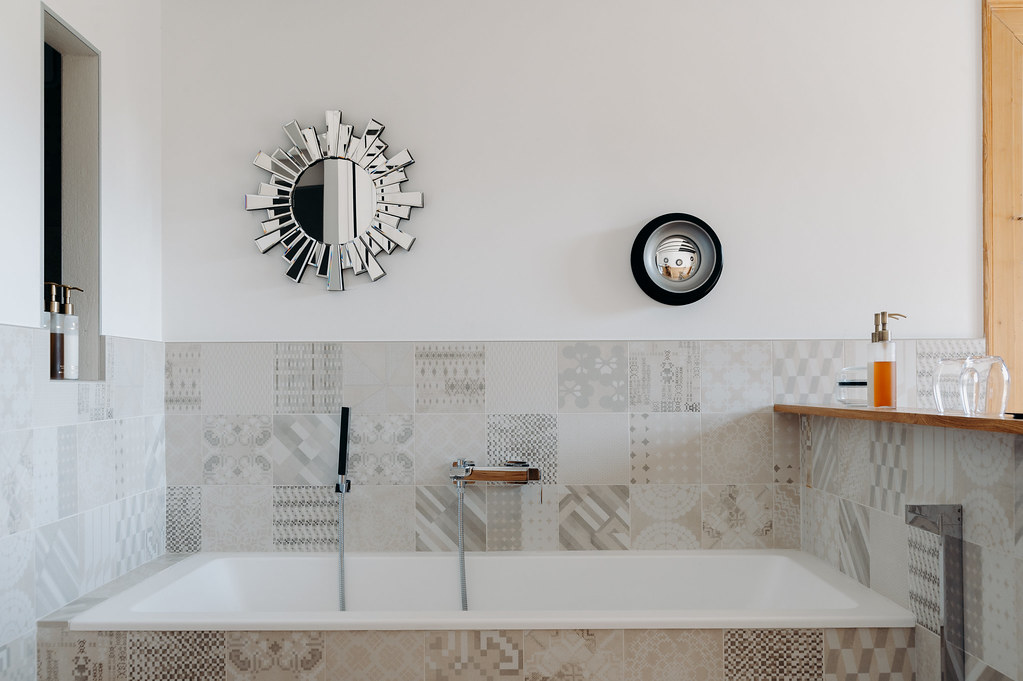 Suite Junior avec vue sur le jardin — Hébergement insolite avec spa à Hérault à Montpellier — salle de bain