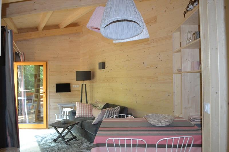 Lodge Cocoon : une expérience immersive en pleine nature à Magné — salle de bain