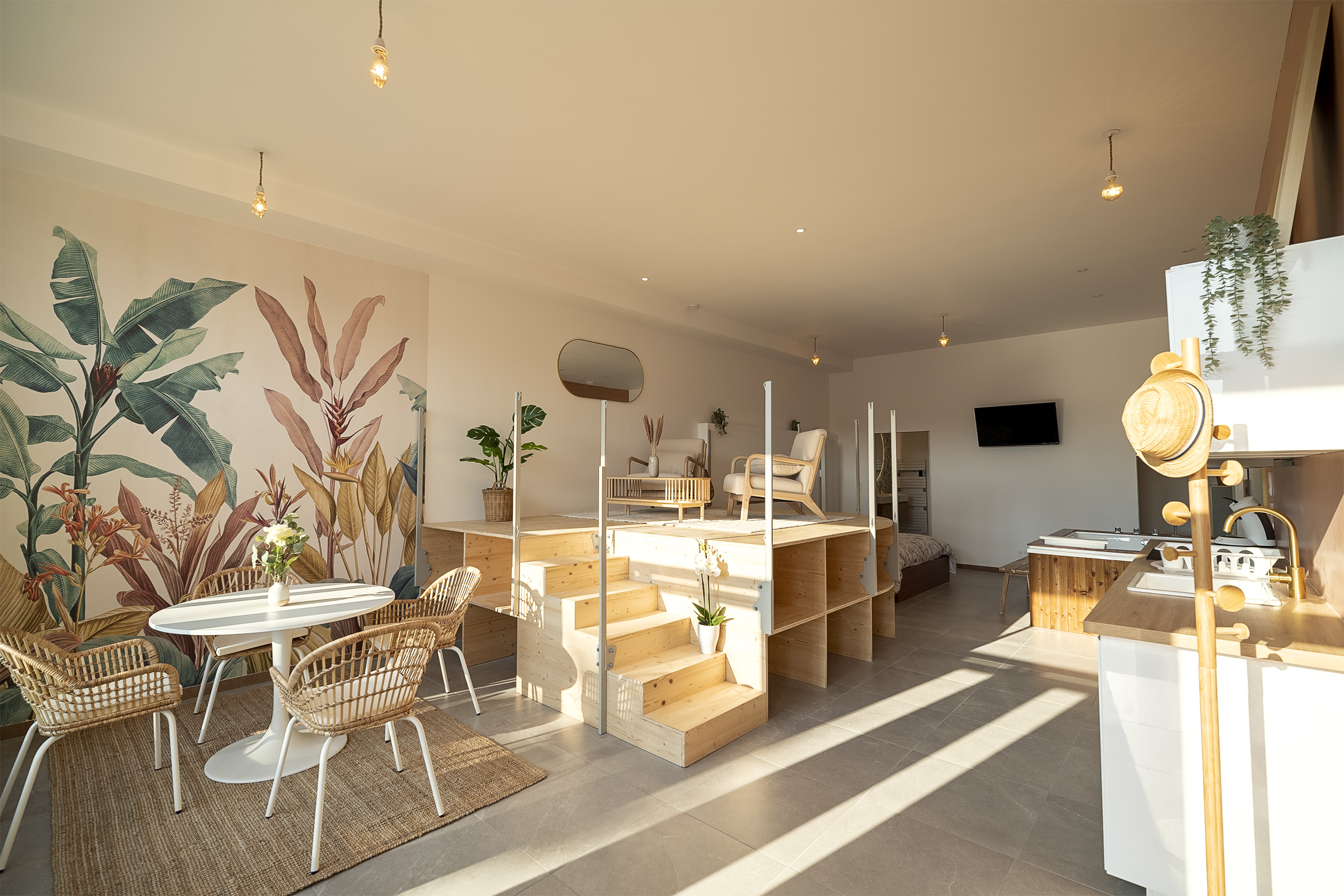 Loft L'Instant — Maison insolite avec jacuzzi à Saint-Valery-en-Caux à Saint-Valery-en-Caux — vue intérieure