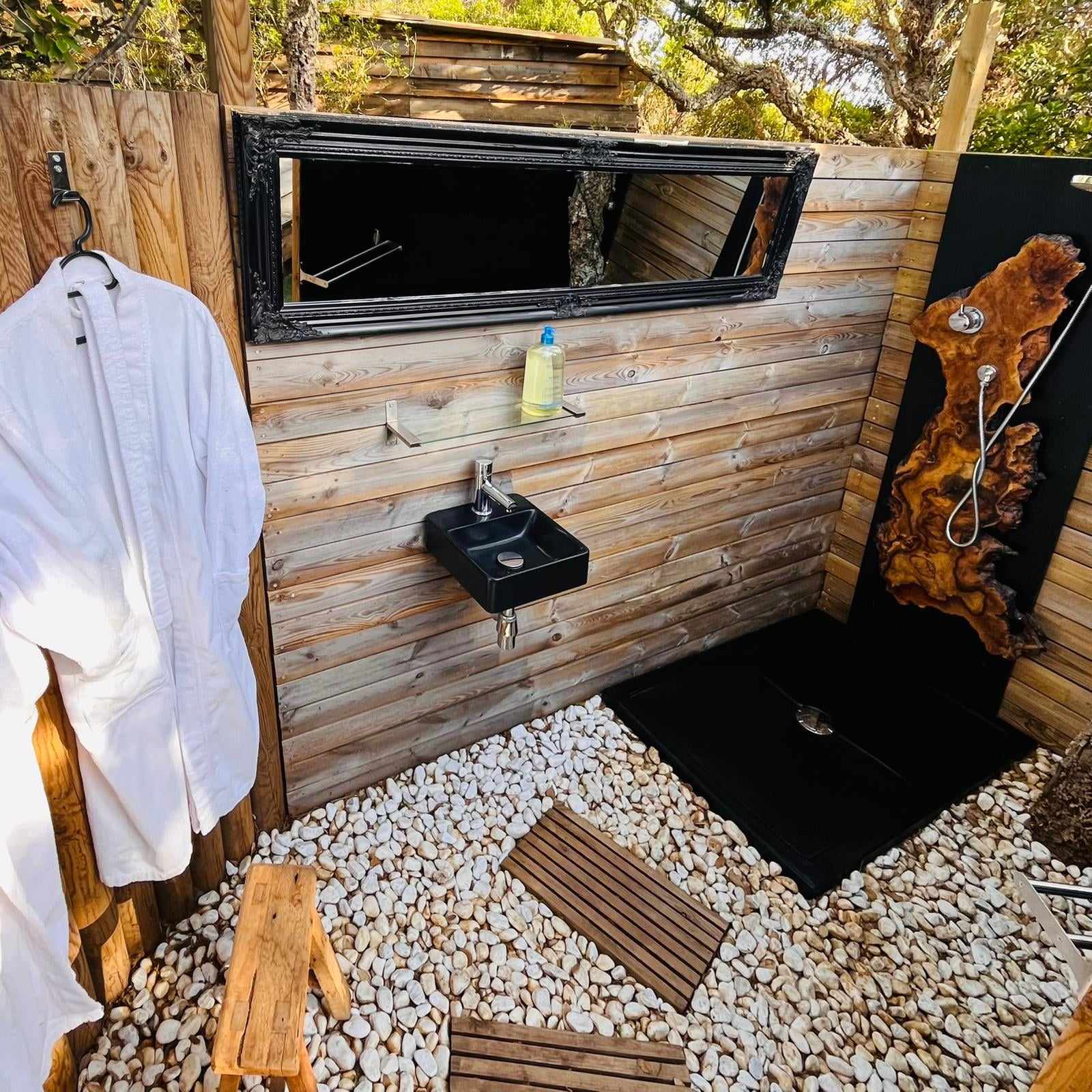 Strada di Stella & Spa & Piscine