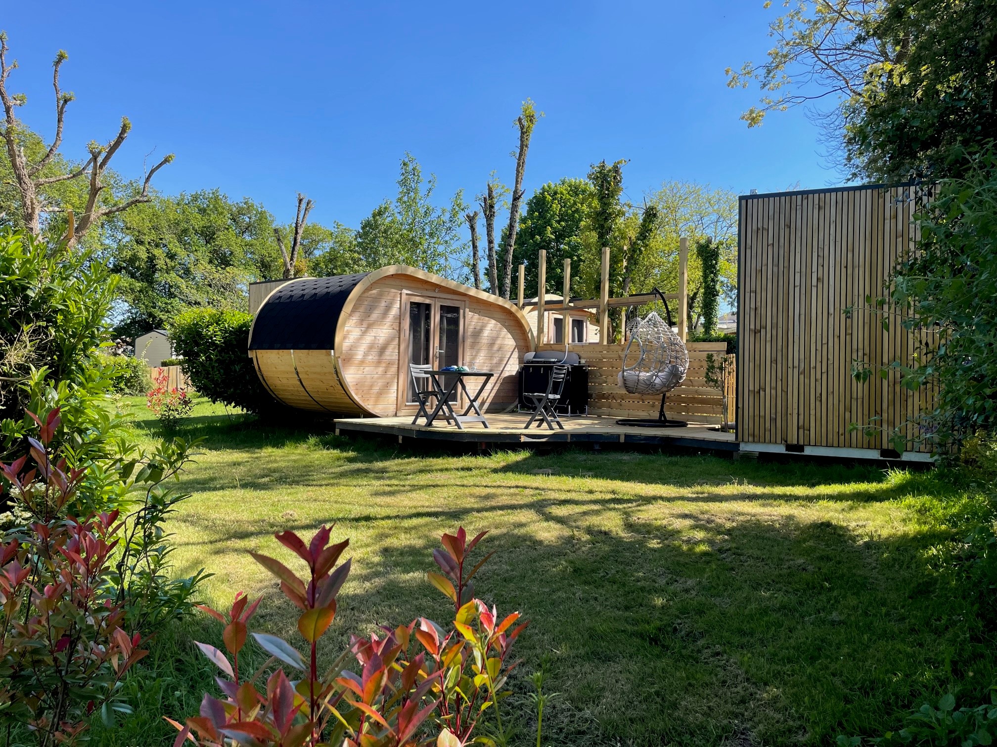 Une cabane de hobbit pour une escapade enchantée à Talmont Saint Hilaire — vue intérieure