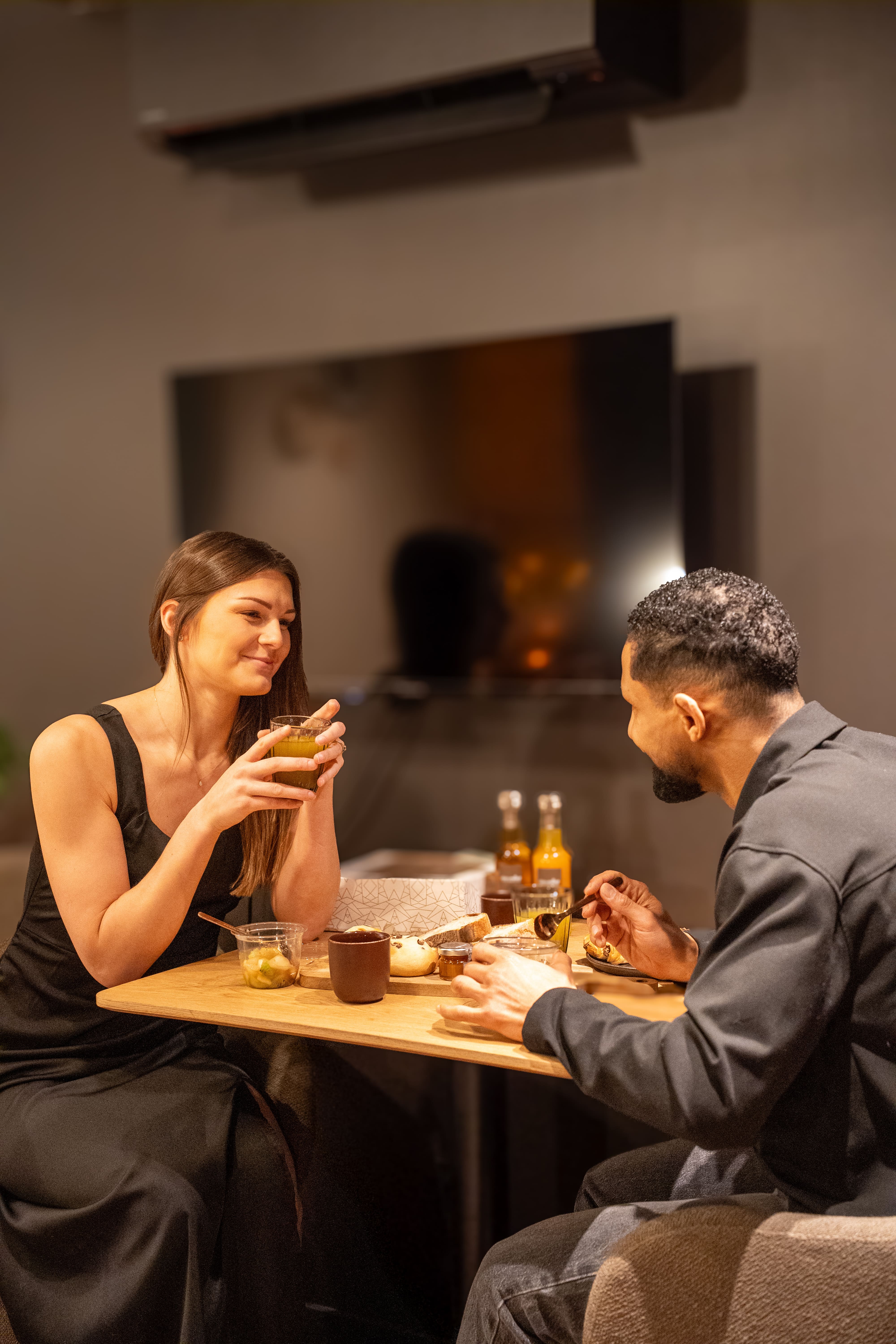 Mana Suite & Spa — Maison insolite avec spa à Tarare (Rhône) à Tarare — espace de vie