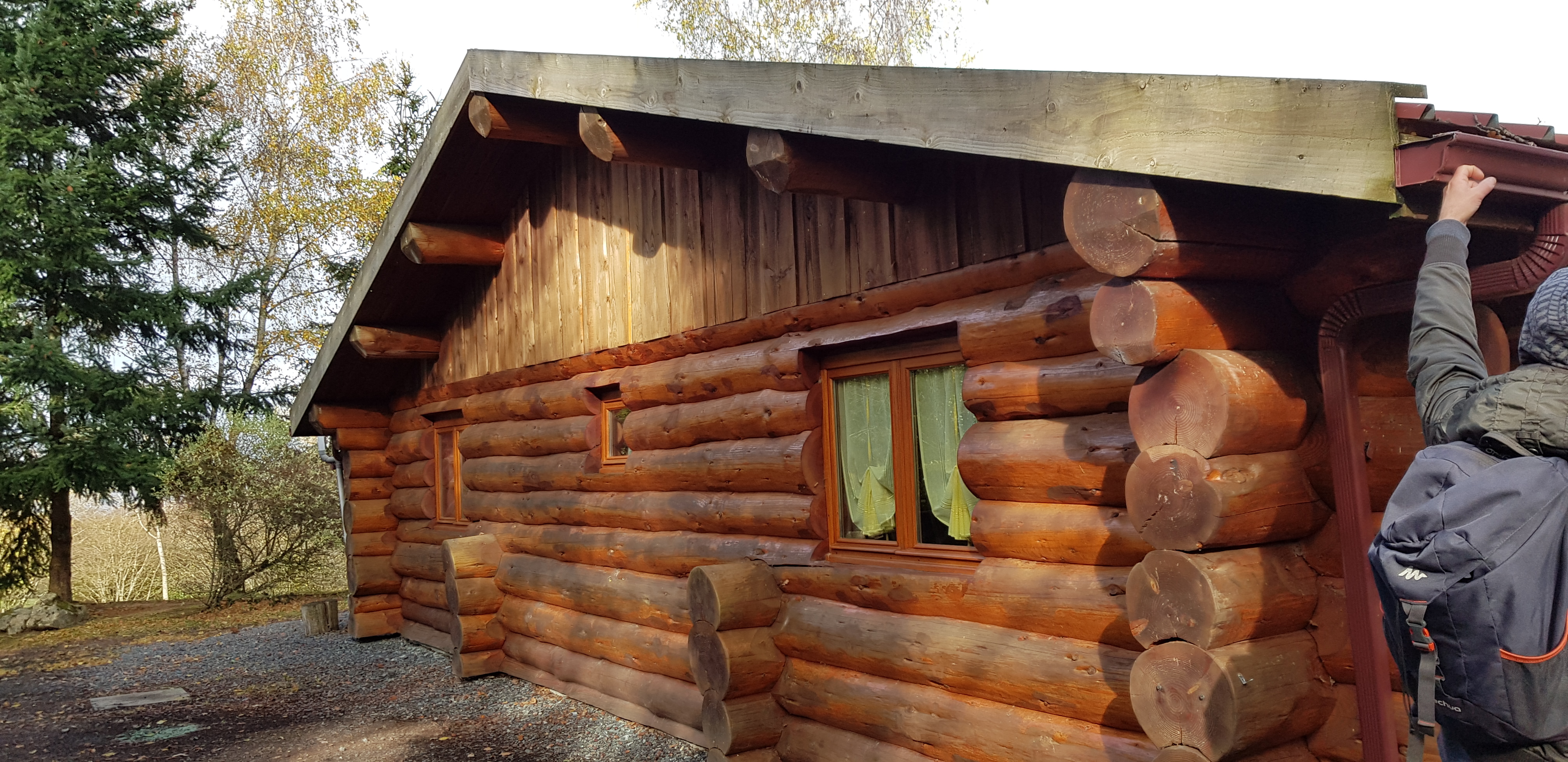 La cabane du Trappeur — Cabane avec spa à Creuse à La Nouaille — salle de bain