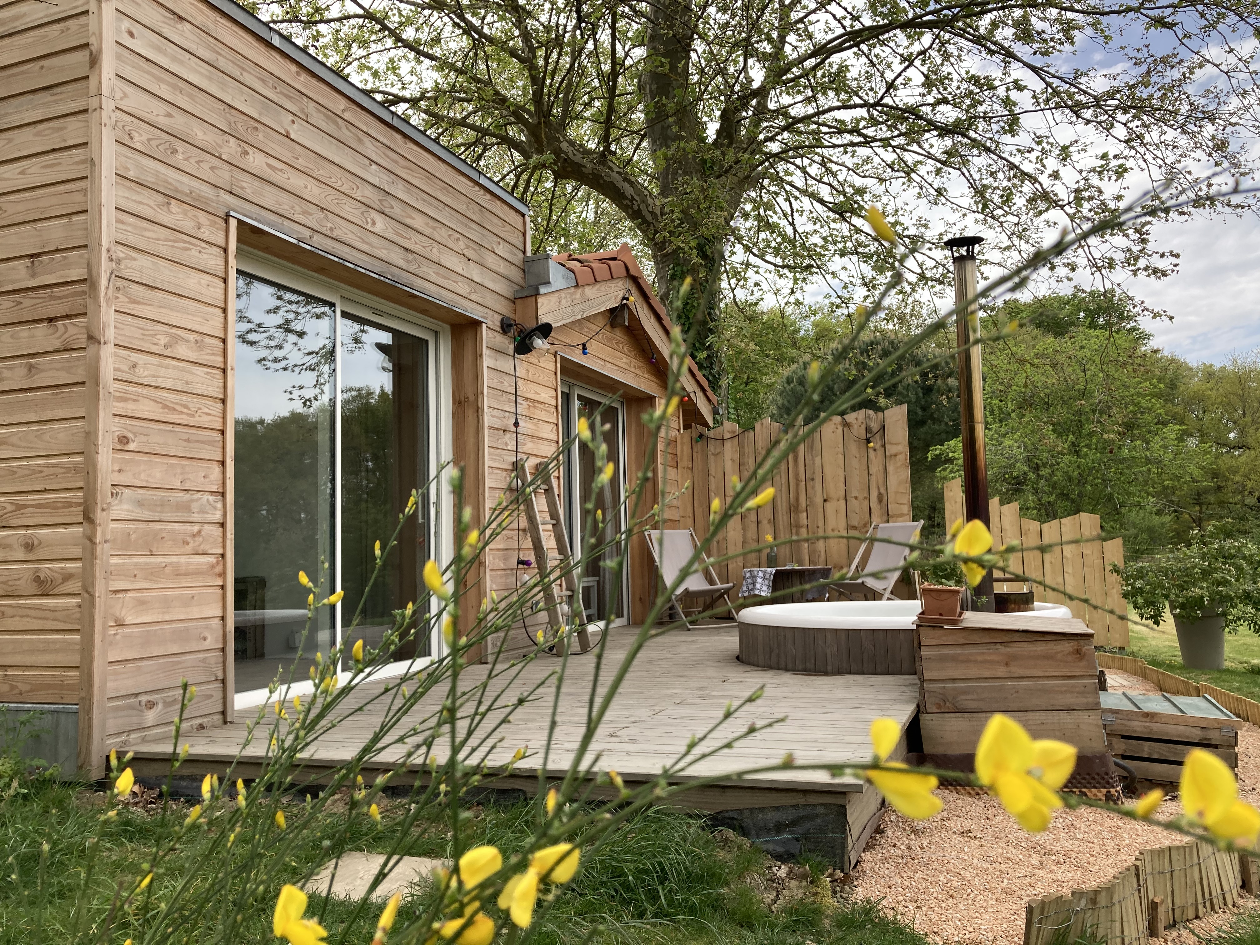 La Petite Cabane & Spa — Cabane avec bain nordique à Haute-Garonne à Toulouse — vue intérieure