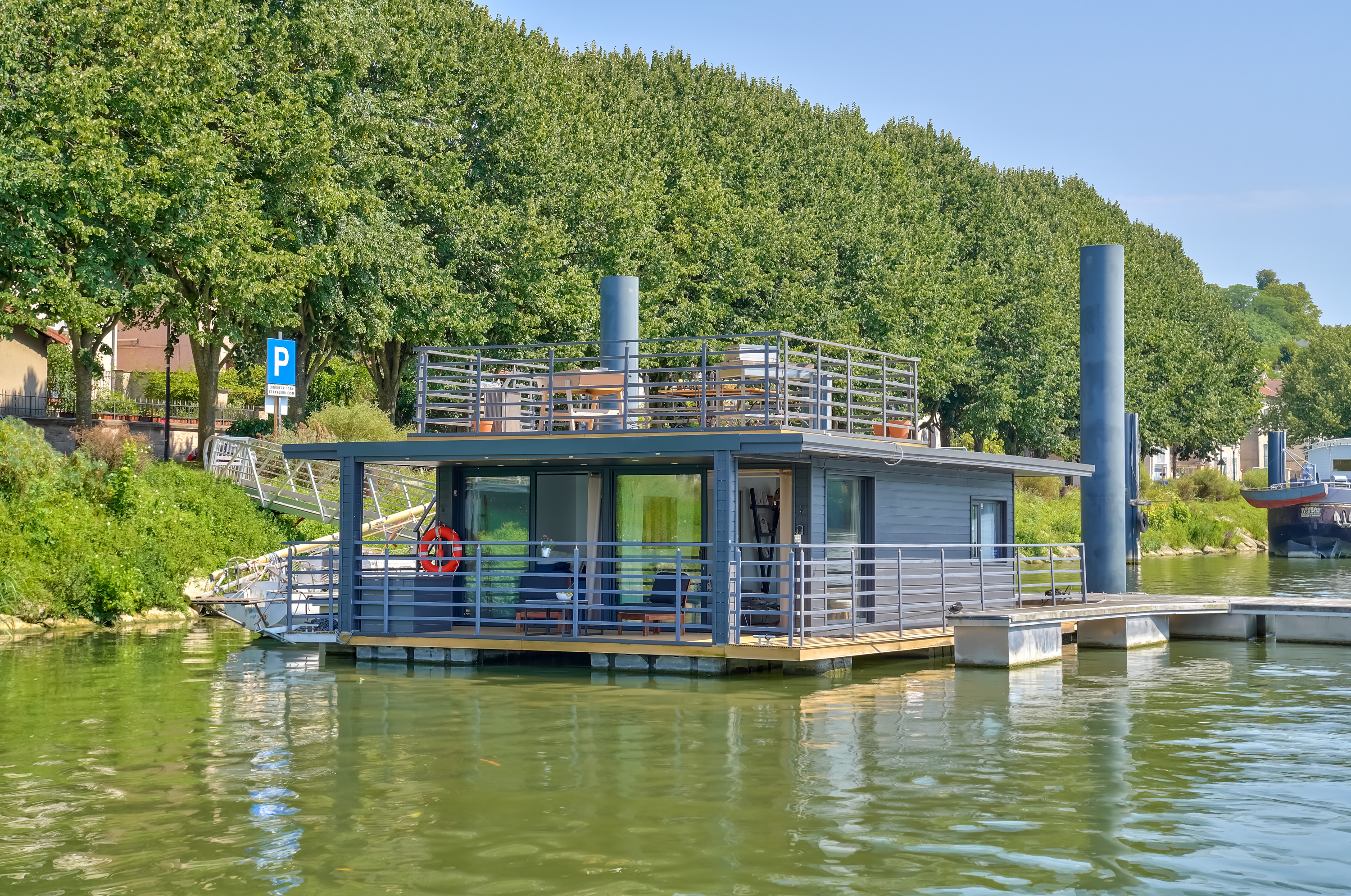 WeStay — Péniche avec vue sur la Seine à Yvelines à Meulan-en-Yvelines — environnement naturel