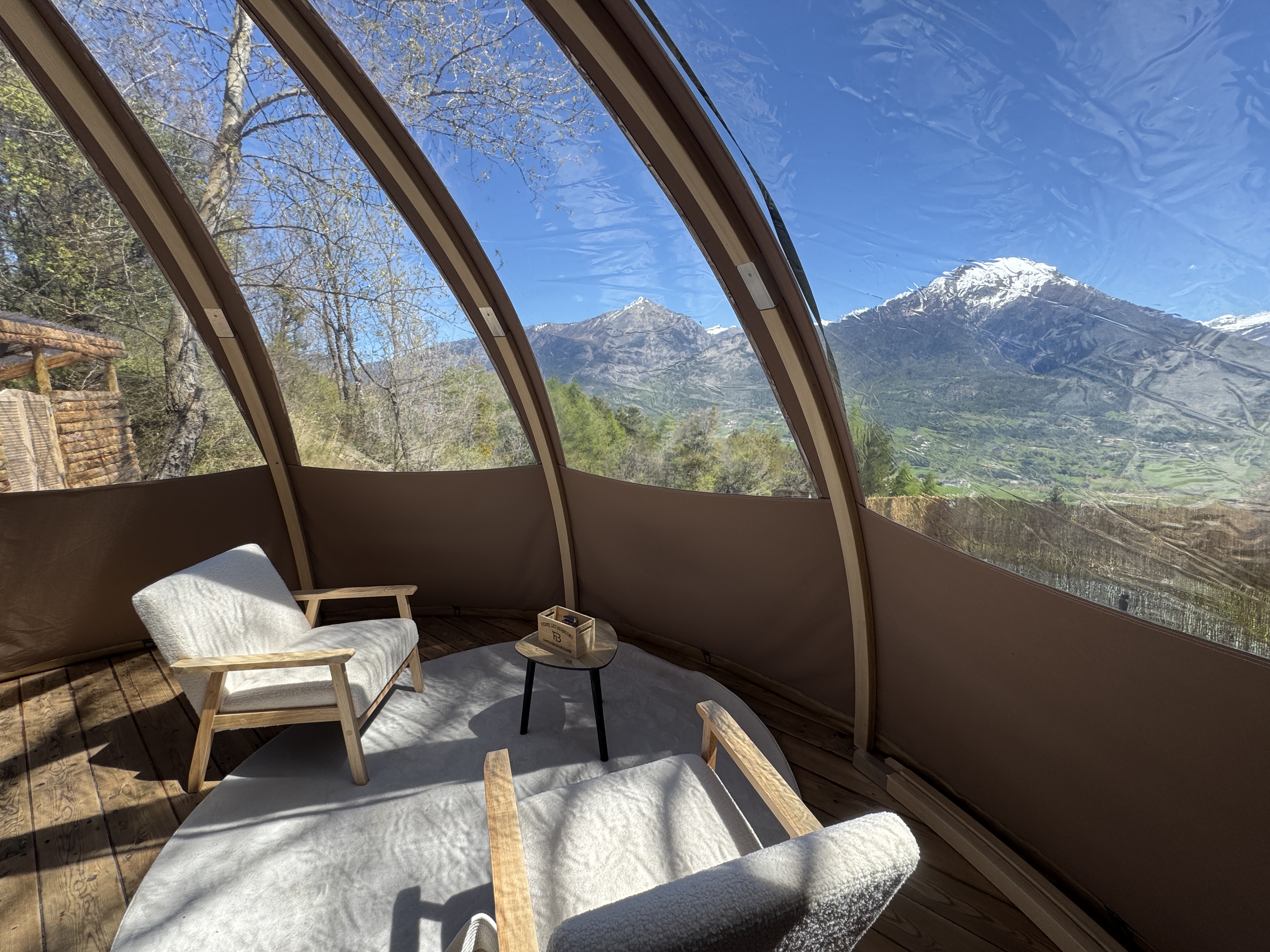 Wigwam montagnard & Spa — Nuit étoilée dans un wigwam en Hautes-Alpes