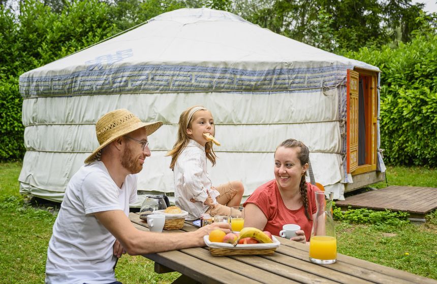 Yourte Altaï — Séjour insolite avec spa à Pas-de-Calais