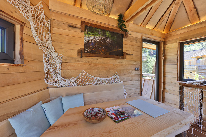 La Cabane du Pêcheur : un refuge spa en pleine nature à Mittlach — vue depuis la terrasse