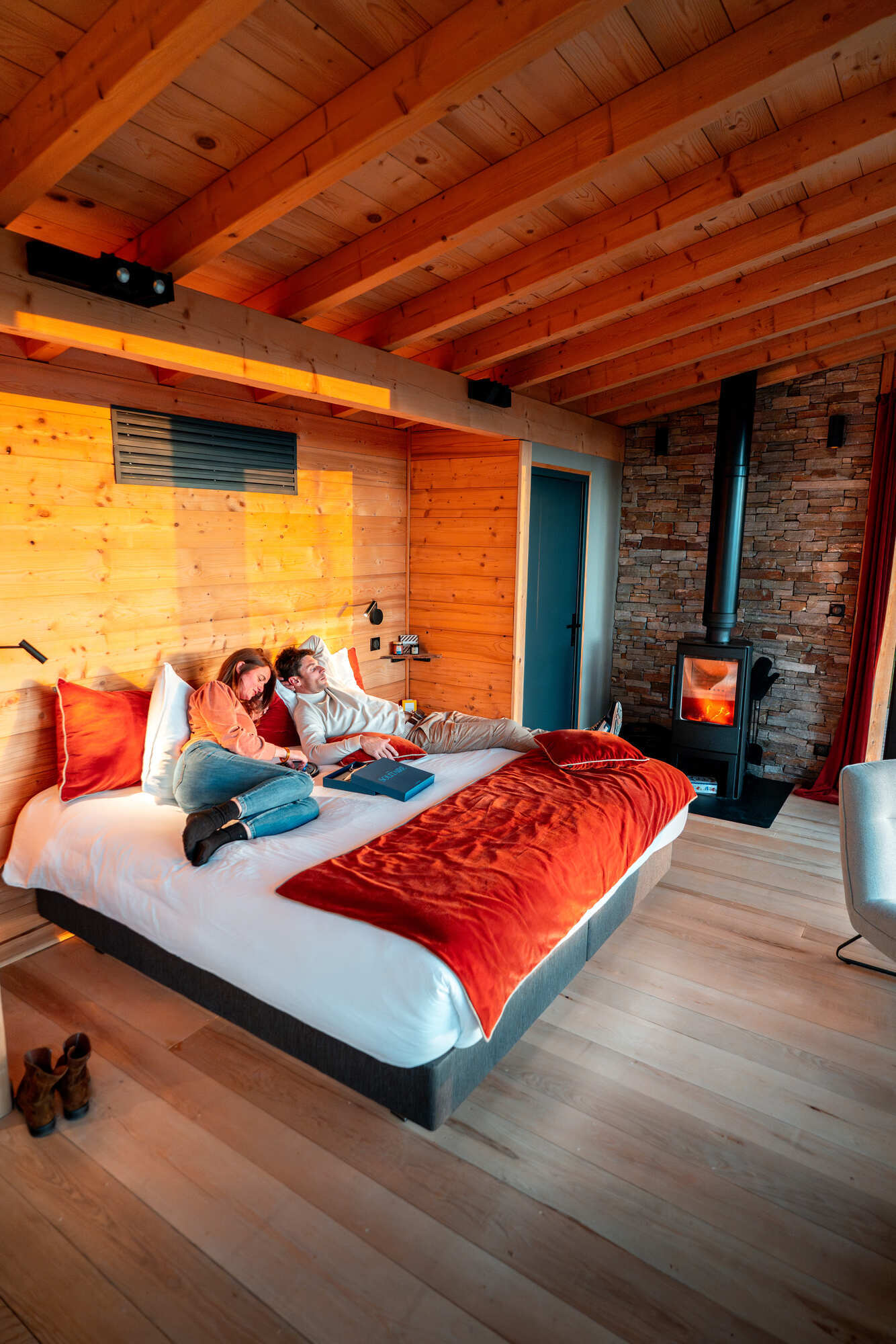 Cocoon Lodge : une évasion sensorielle en pleine nature à St Paul — vue intérieure