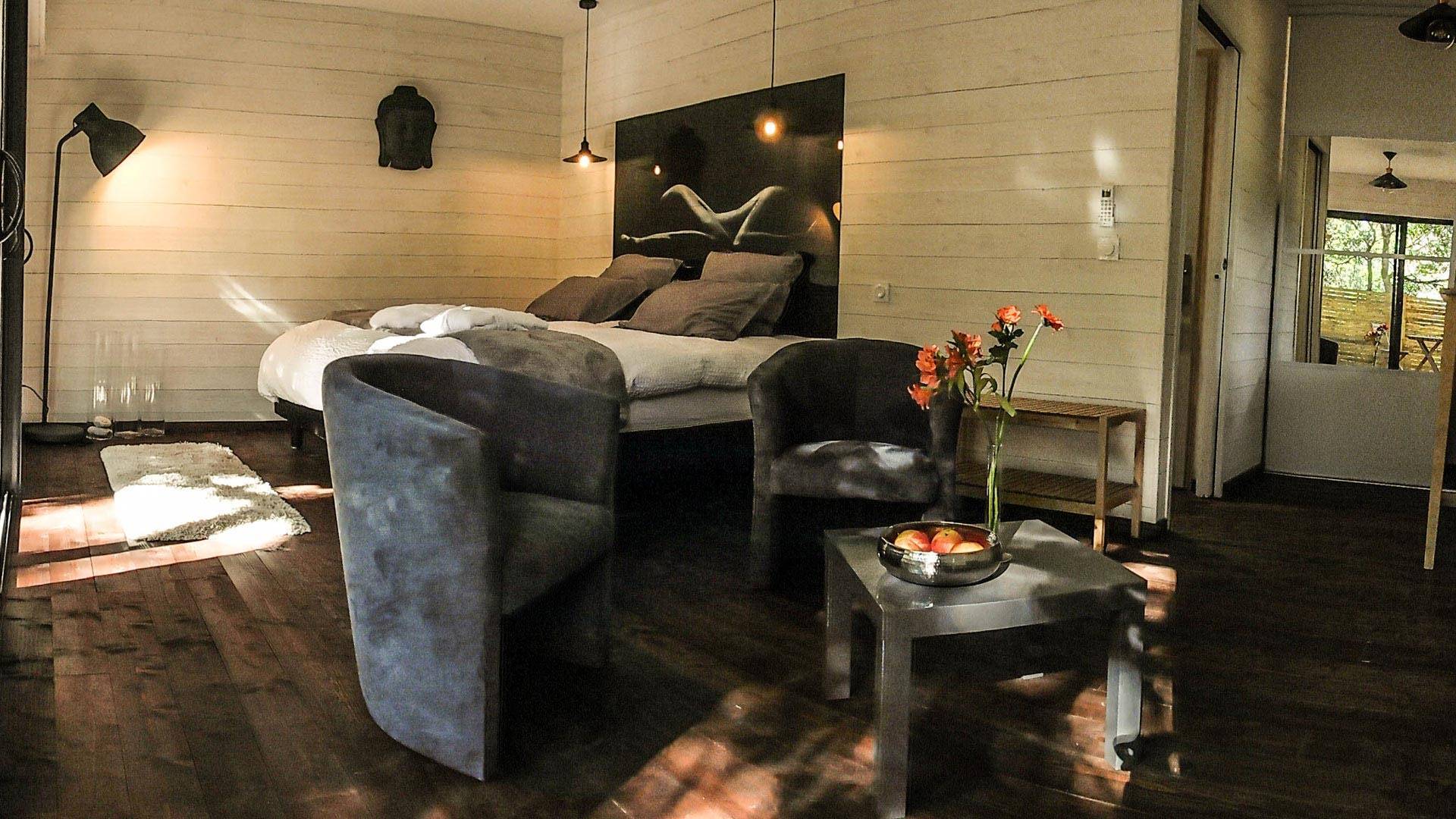 Cabane Lily & Spa : une évasion sensorielle en Aquitaine à Audenge — chambre