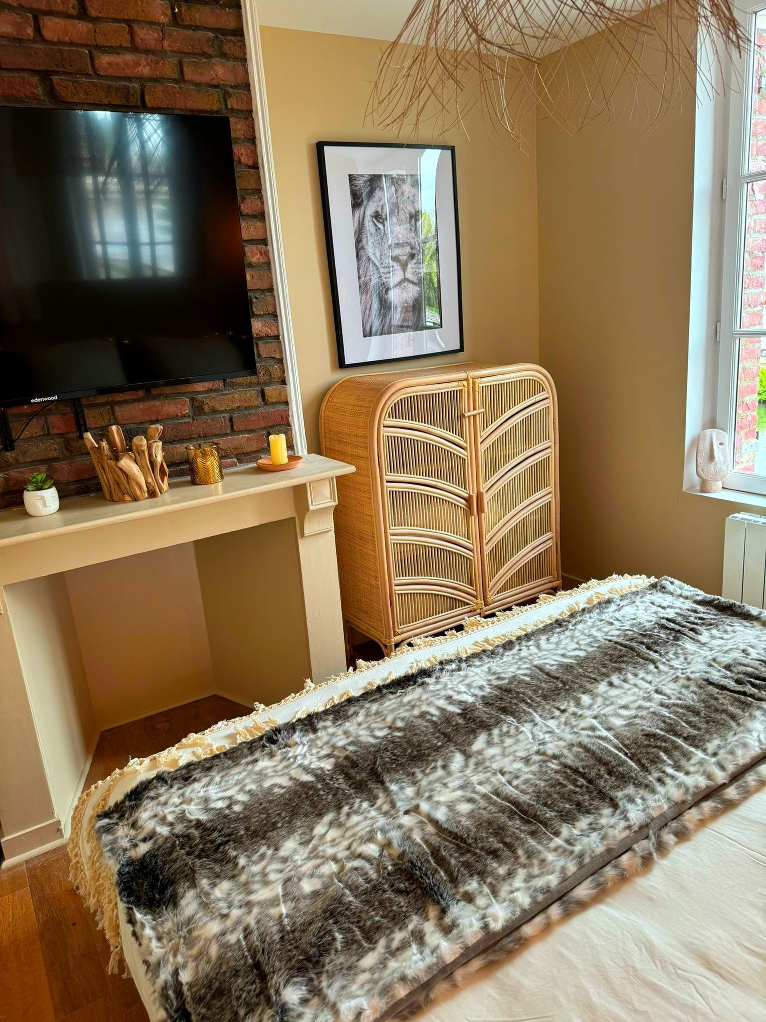 Évasion Sauvage et Luxe — Chambre à thème avec spa à Amiens à Amiens — cuisine