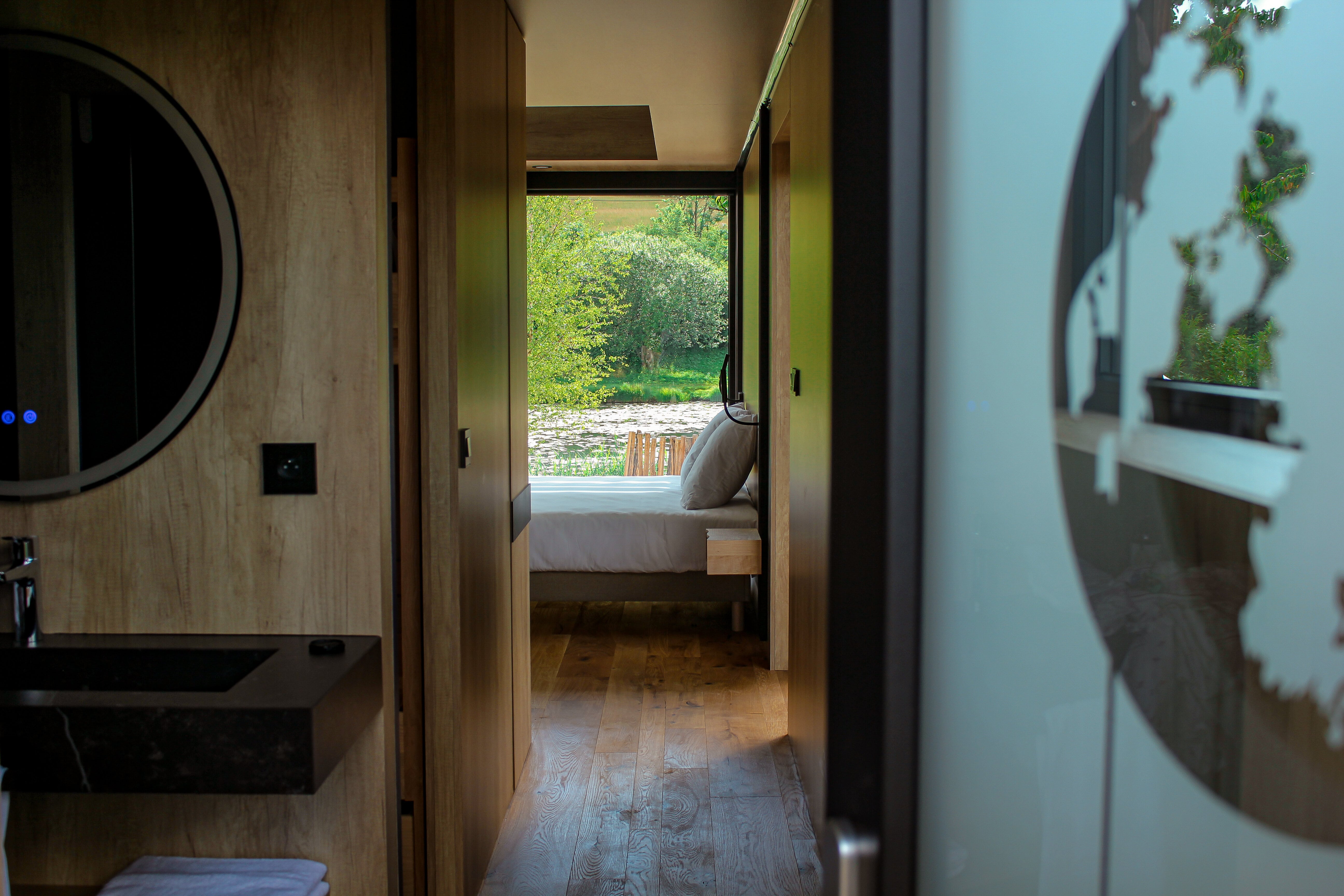Lodge Duo sur terre avec vue panoramique et spa privatif à Plateau D'hauteville — détail architectural