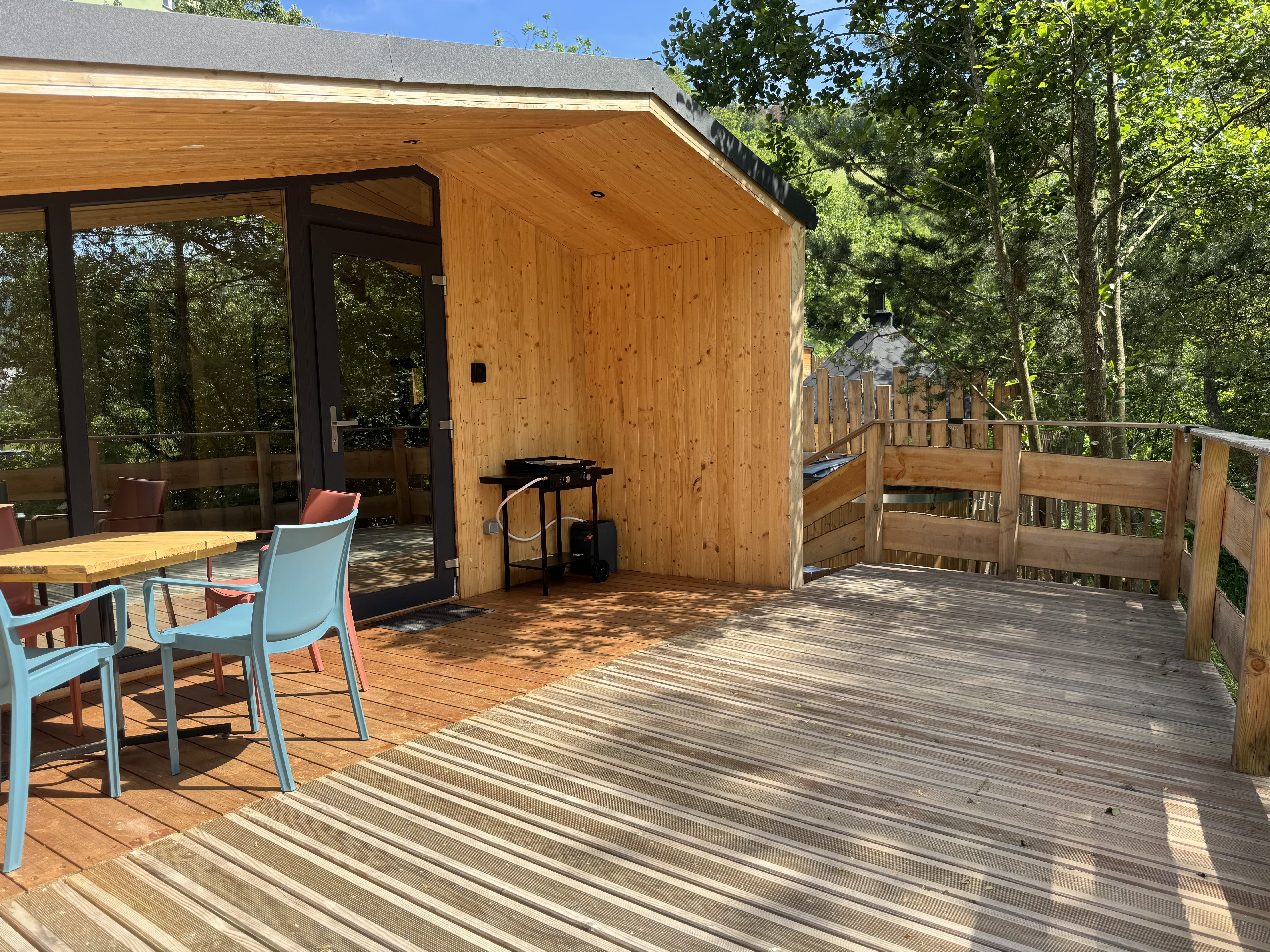 La Maison Aigle - Une cabane chaleureuse avec bain nordique