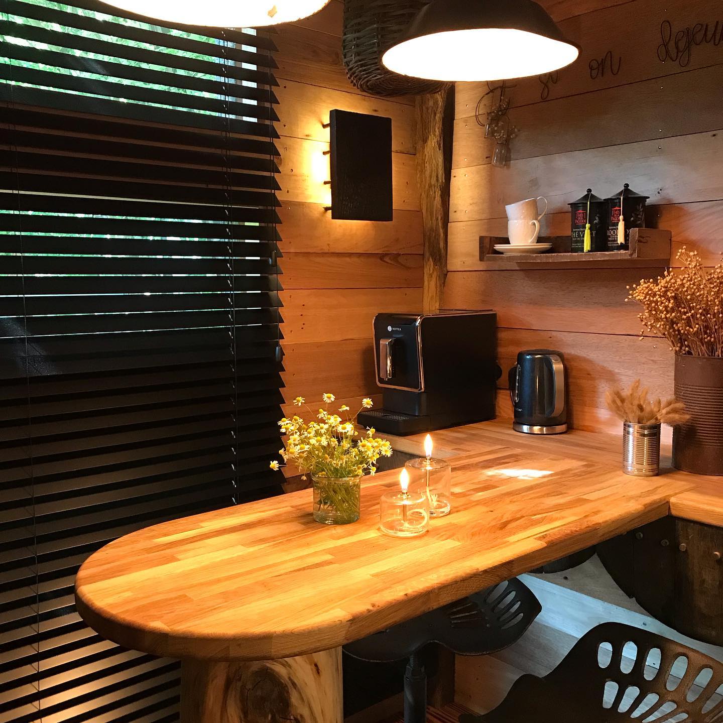 Cabane Pinot Noir — Nuit perchée à 5m en Marne à Châlons-en-Champagne — salle de bain