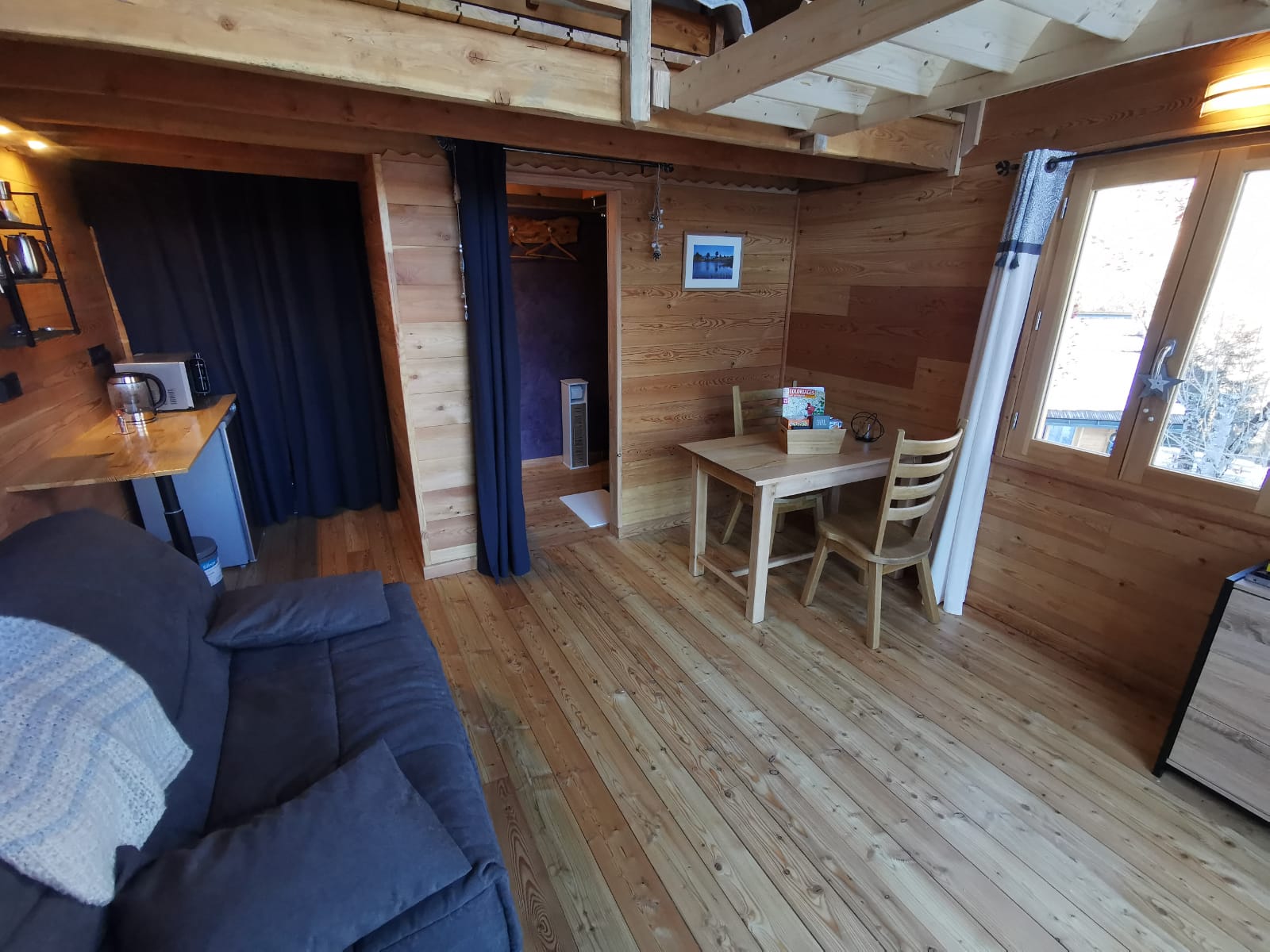 Cabane Les Séolanes : une escapade perchée en pleine nature à Le Lauzet Ubaye — détail architectural