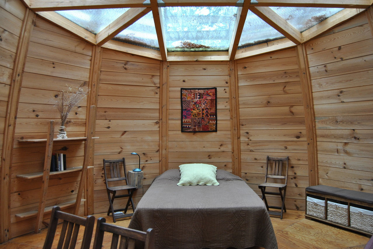 Cabane perchée en Aquitaine : une expérience insolite à Captieux — chambre