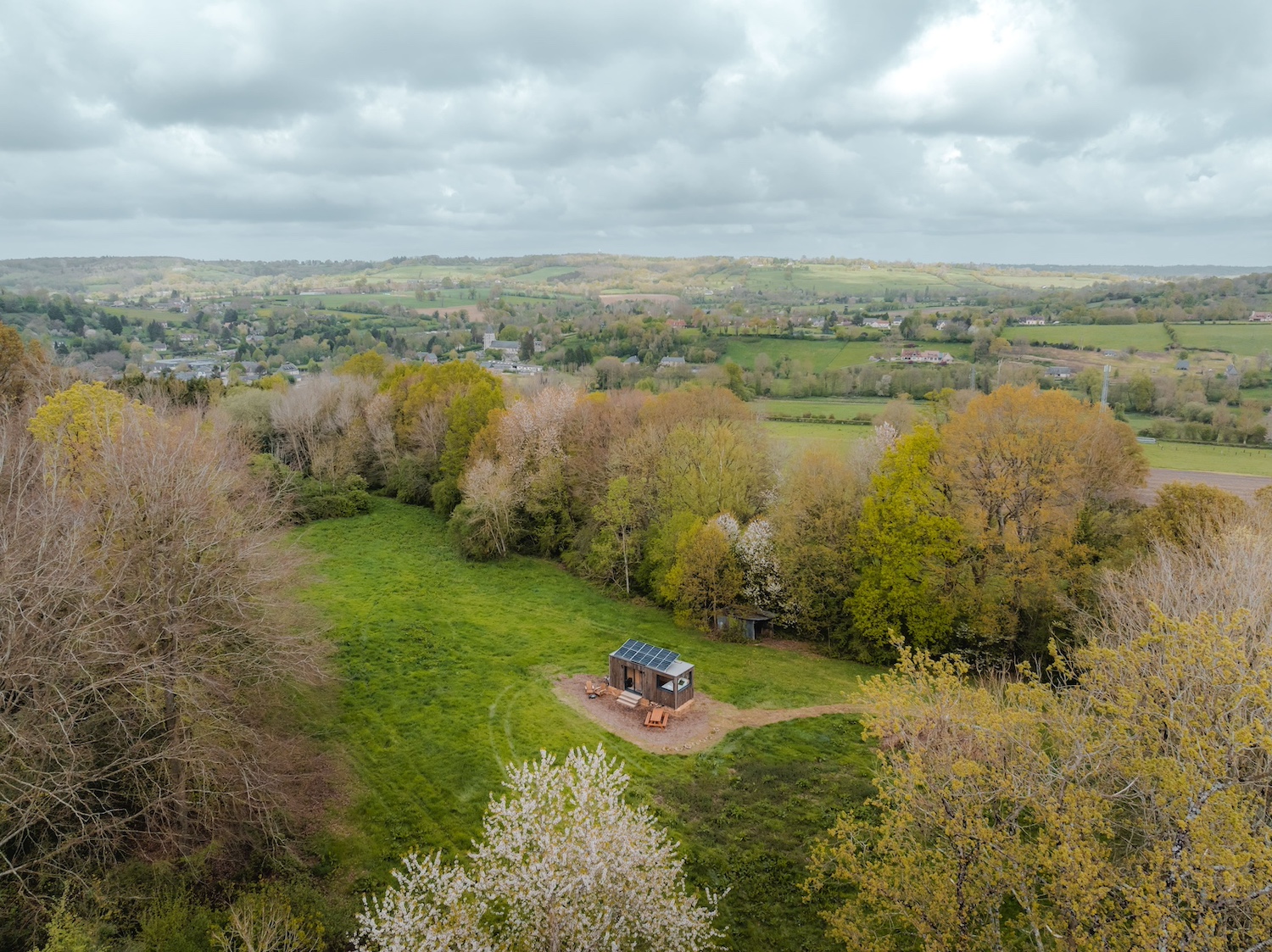 Une escapade enchantée dans une tiny house près de Deauville
