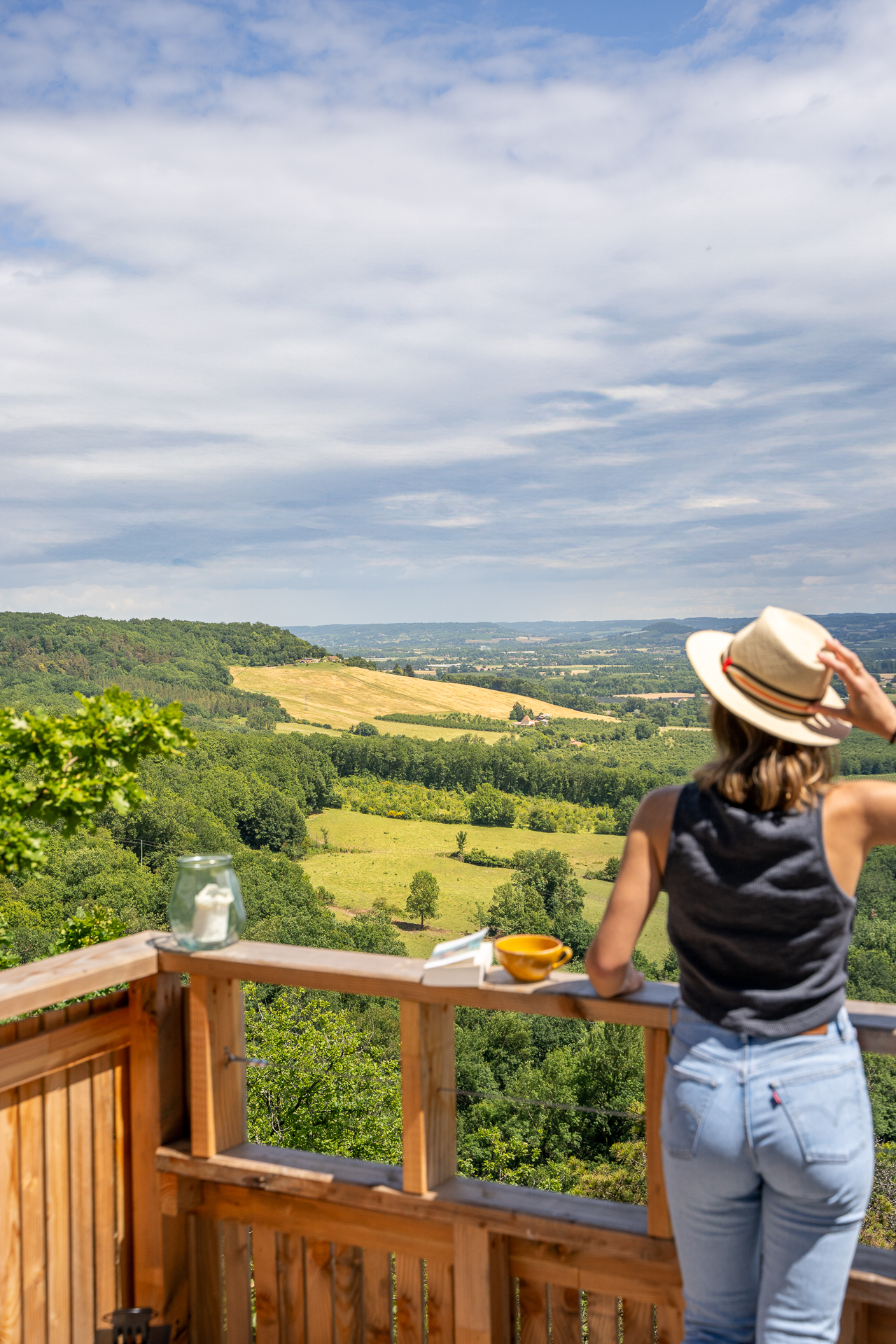La Palombière 2 : une cabane sur pilotis avec spa en Aquitaine à Laparade — environnement naturel
