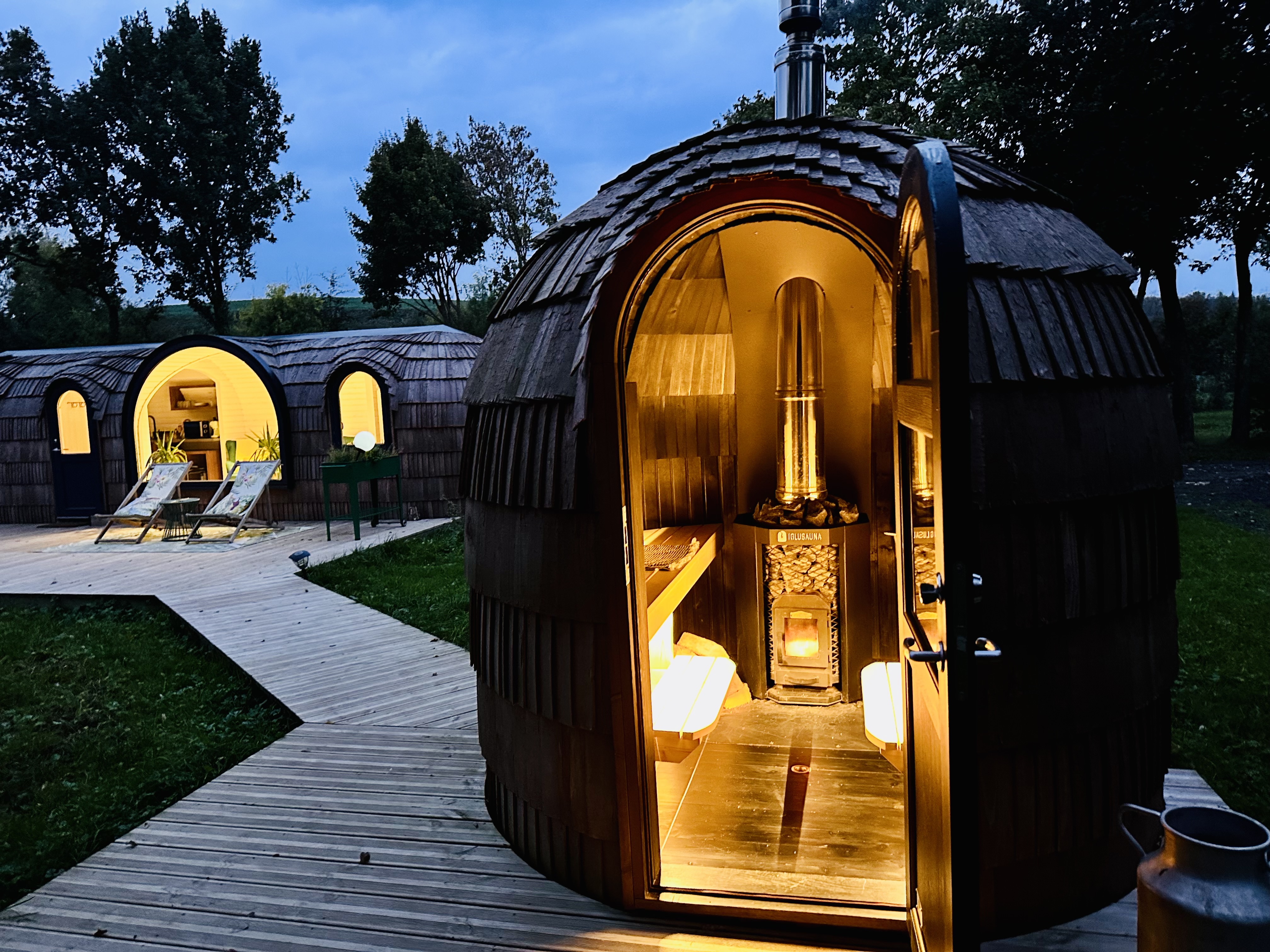La Charmeuse : une cabane en Picardie pour s'évader à Roy-Boissy — salle de bain