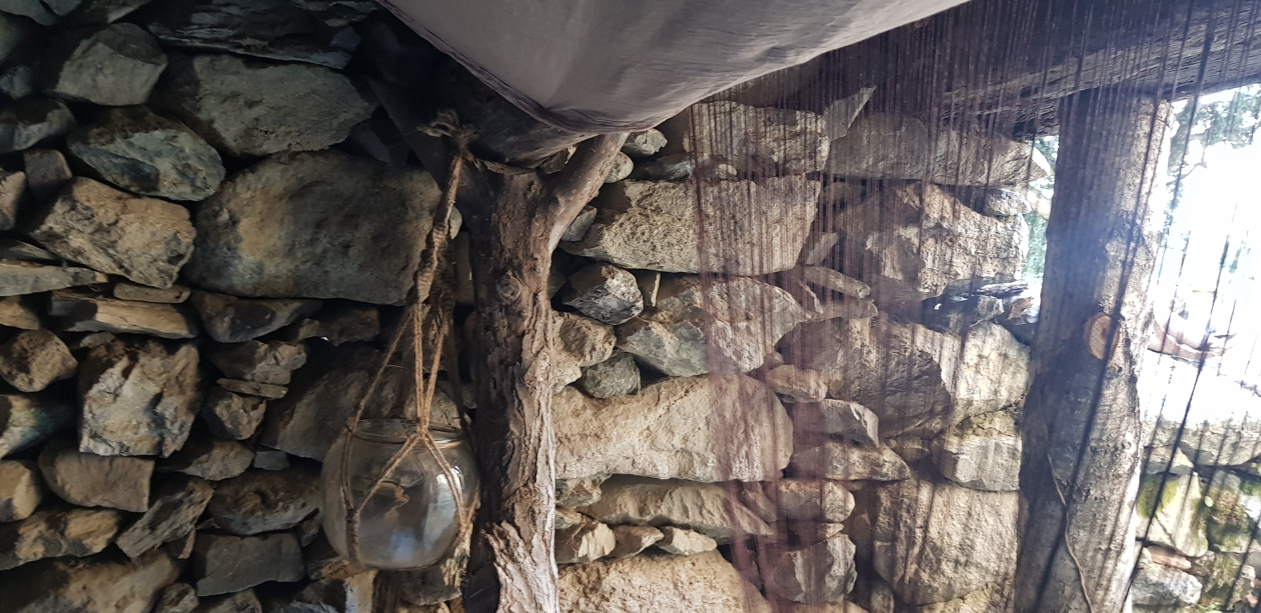 Cabanon en Corse : une escapade authentique à Santa-Lucia-Di-Mercurio à Santa-Lucia-Di-Mercurio — vue intérieure