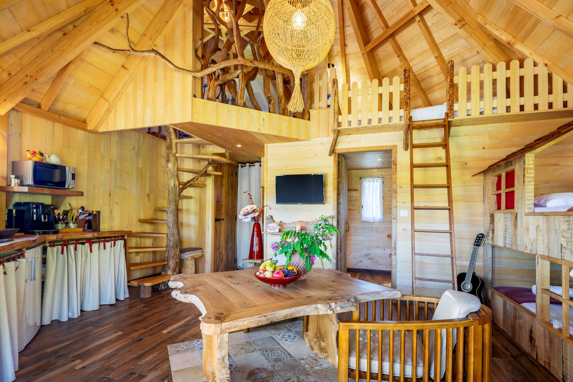 Cabane Spa Mayreau : une expérience unique en Aquitaine à Carsac-Aillac — environnement naturel