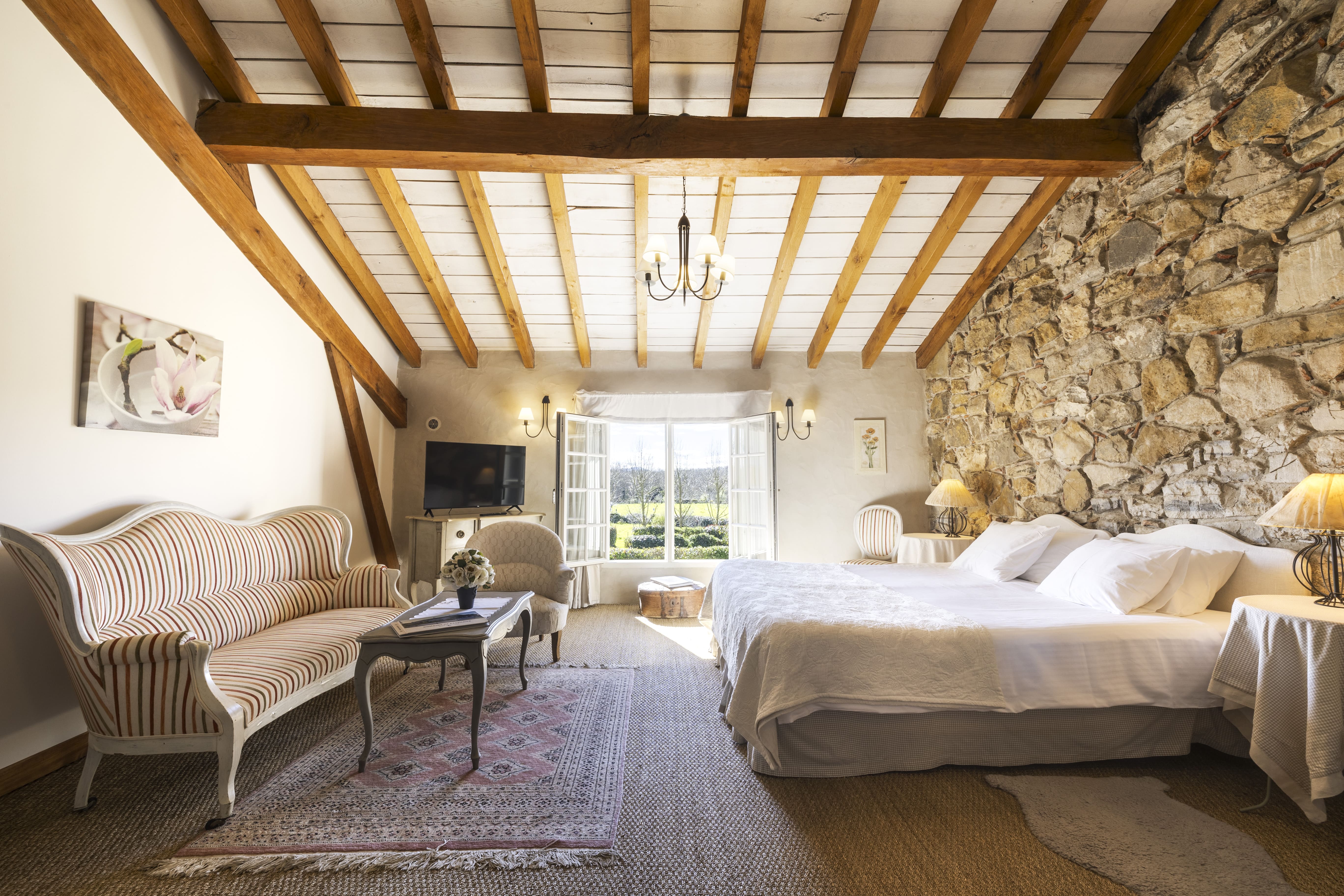 Chambre luxe — Séjour raffiné avec spa à Anglet (Pyrénées-Atlantiques) à Anglet — salle de bain