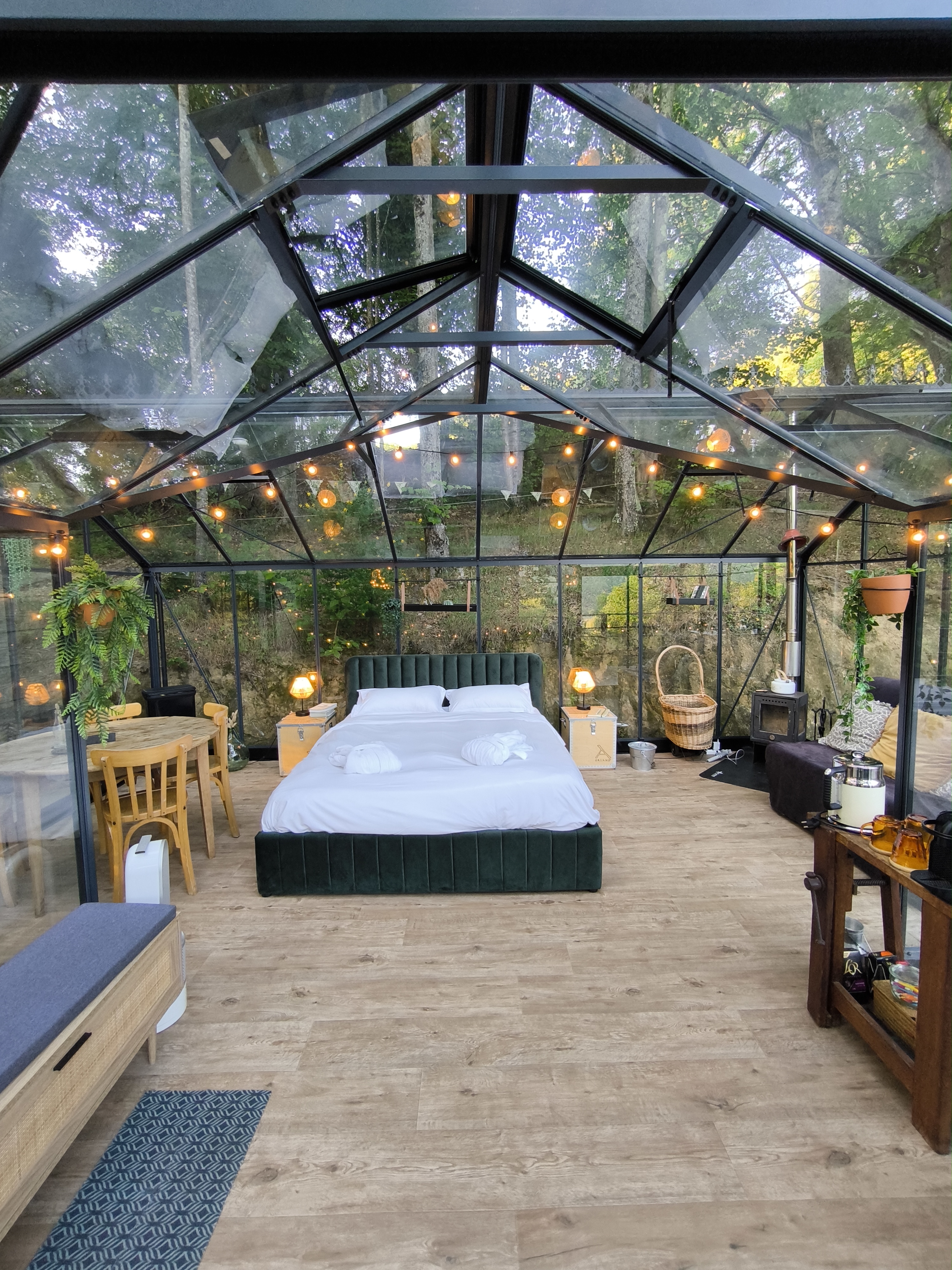 L'Orangerie & son spa : une expérience inclassable en Midi-Pyrénées à Gerde — vue intérieure