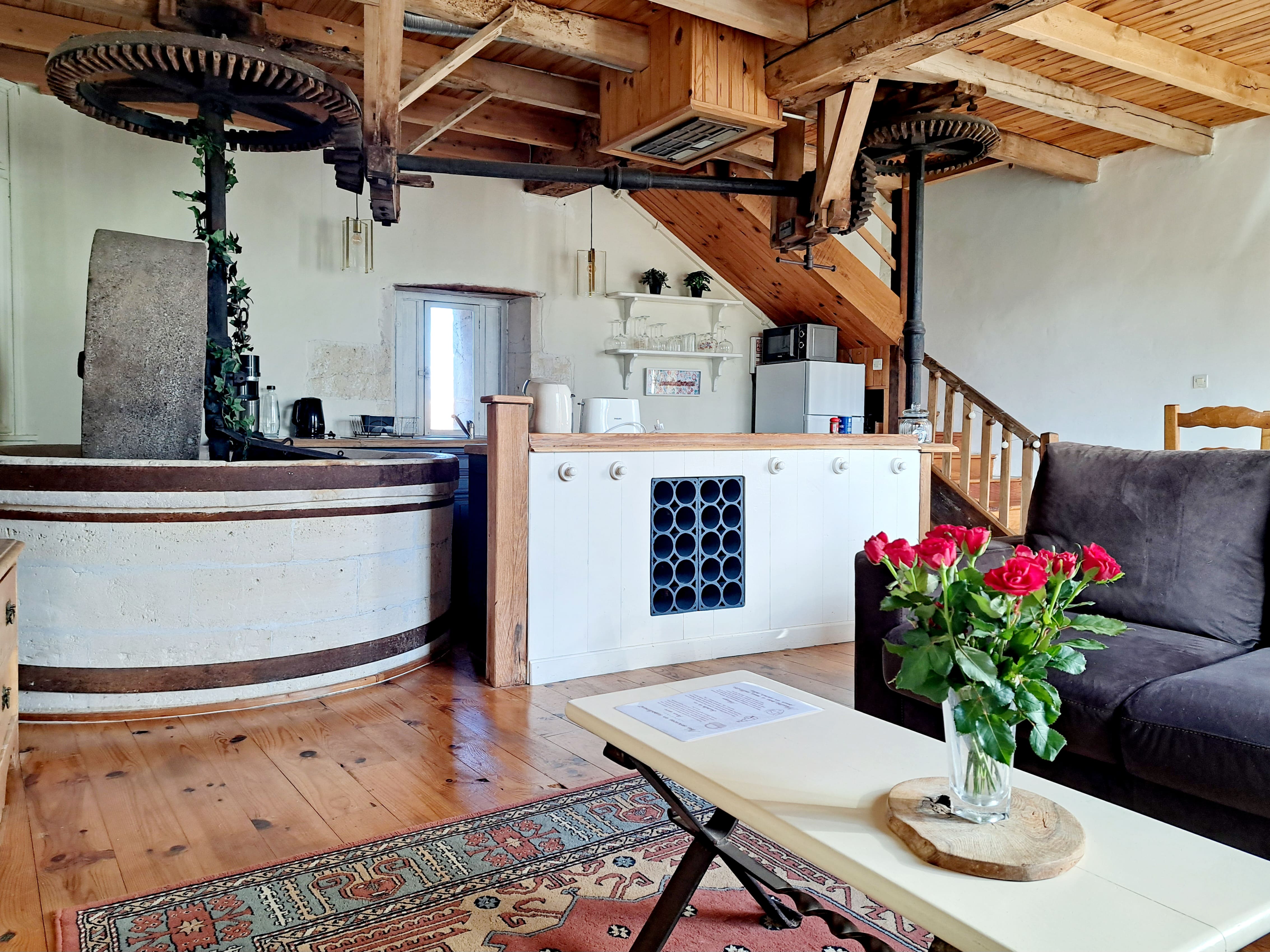 Le Logis du Meunier & Spa privatif — Maison insolite avec spa à Charente-Maritime à La Rochelle — salle de bain