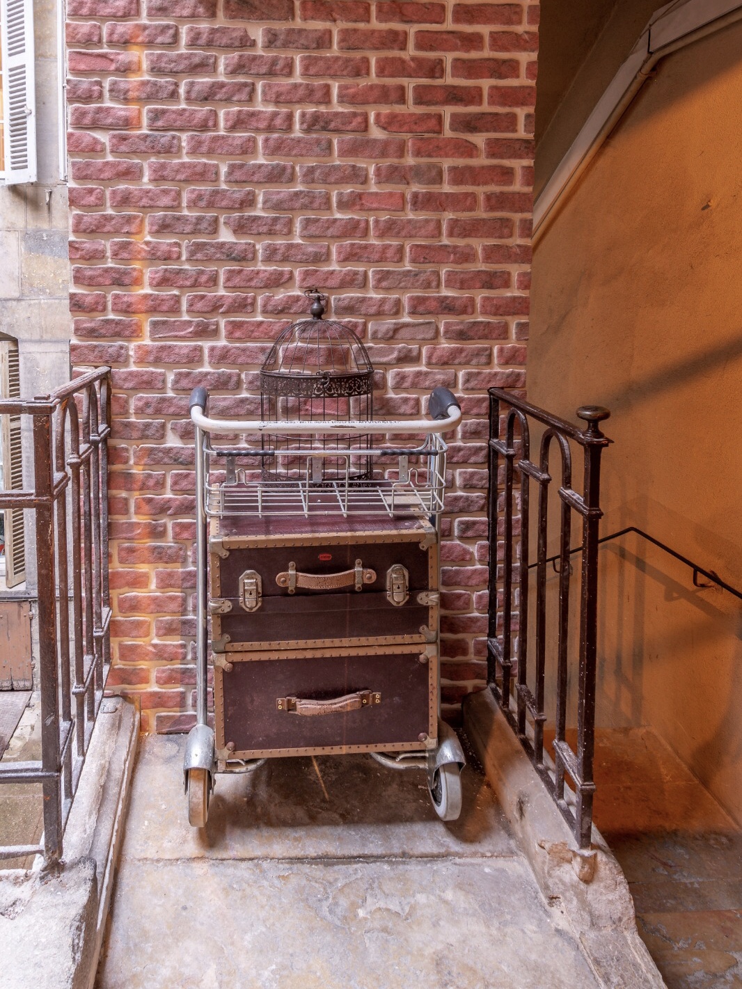 Appartement du sorcier — Chambre à thème avec spa à Dijon à Dijon — environnement naturel