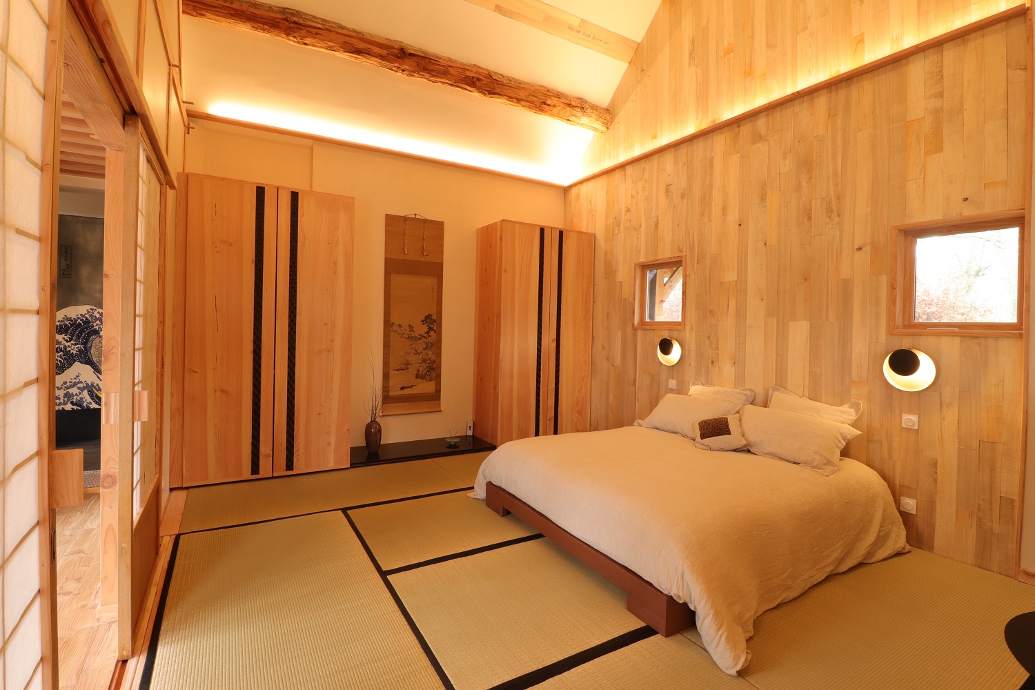 Le Pavillon Japonais : une cabane sur pilotis en pleine nature — Cabane à Sainte-Honorine-La-Chardonne