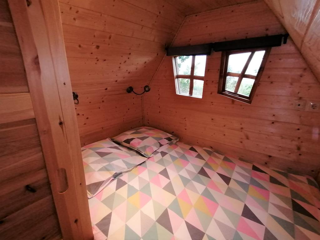 Grande Cabane de la Gare — Séjour relaxant avec spa à Lurey (Marne) à Esclavolles-Lurey — environnement naturel