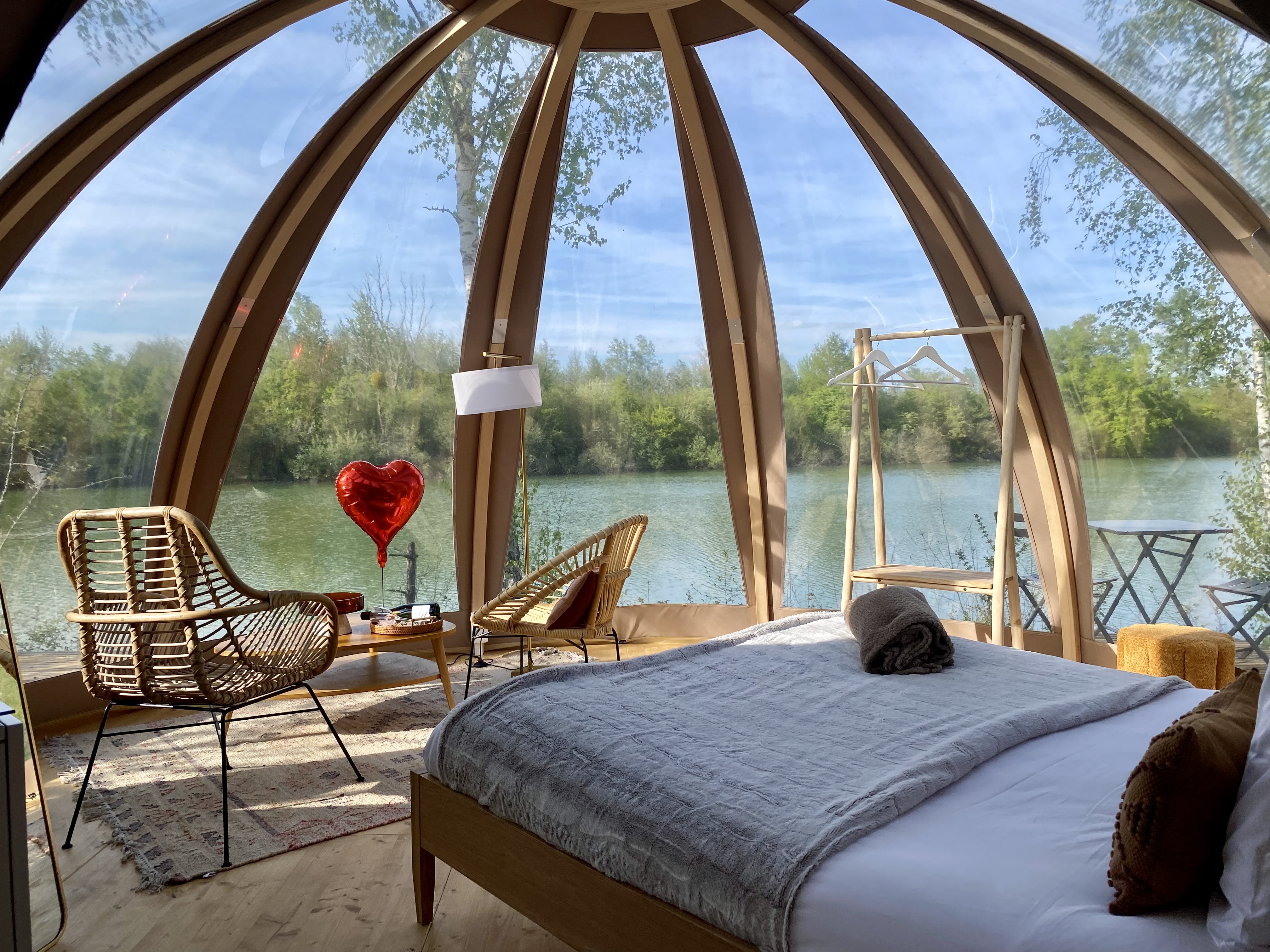 Le Dôme étoilé : une nuit sous les étoiles en Île-de-France à Gravon — espace de vie