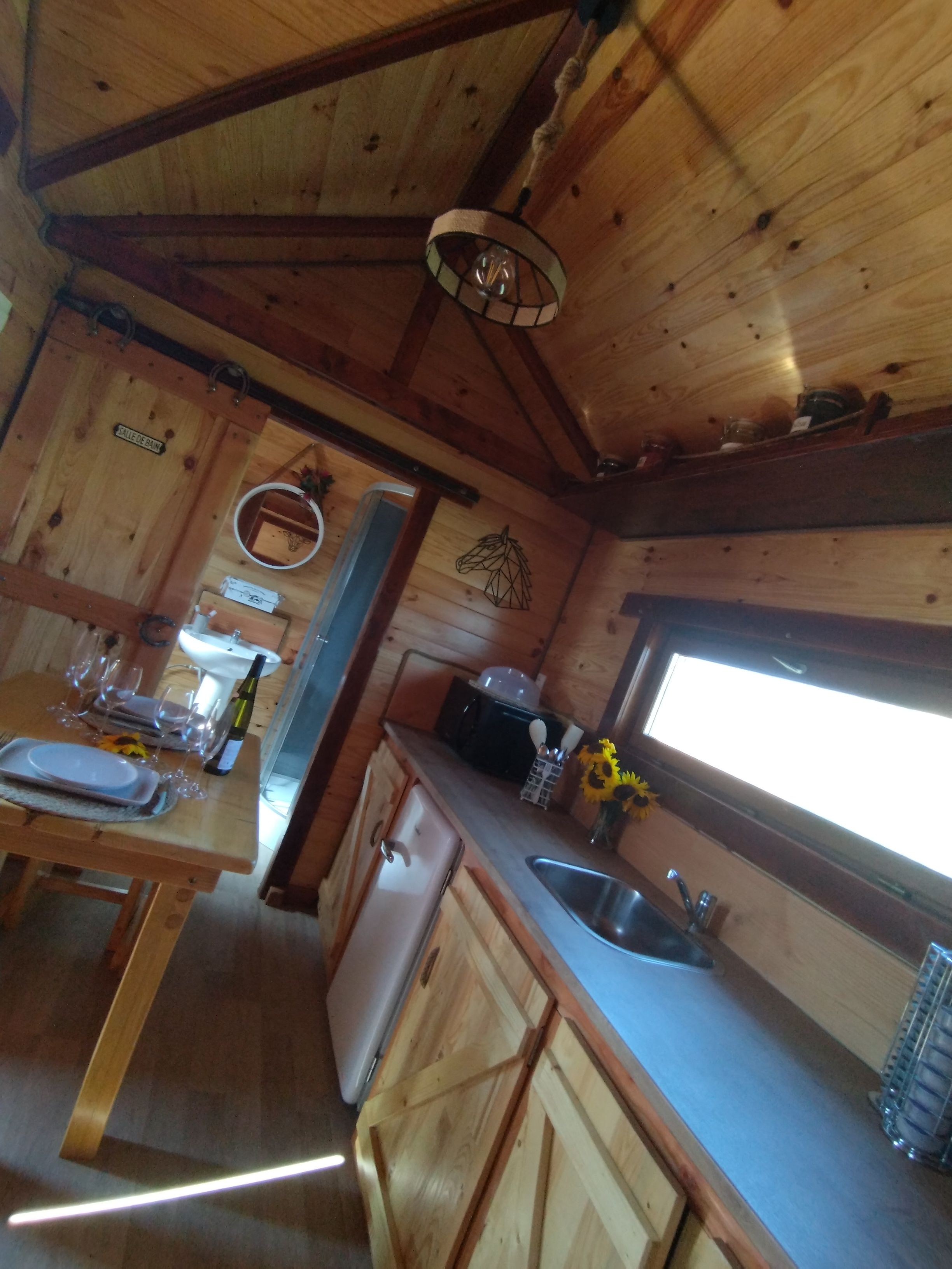 La petite Bicolia & Spa : une cabane en pleine nature à Romain Sur Meuse — environnement naturel