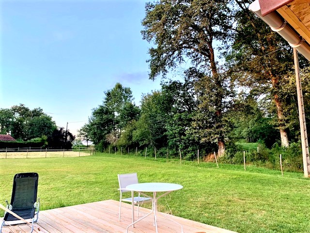 Photo 5/9 — Tente « Évasion en tente lodge avec spa privatif en Midi-Pyrénées » à Gourdon Lot