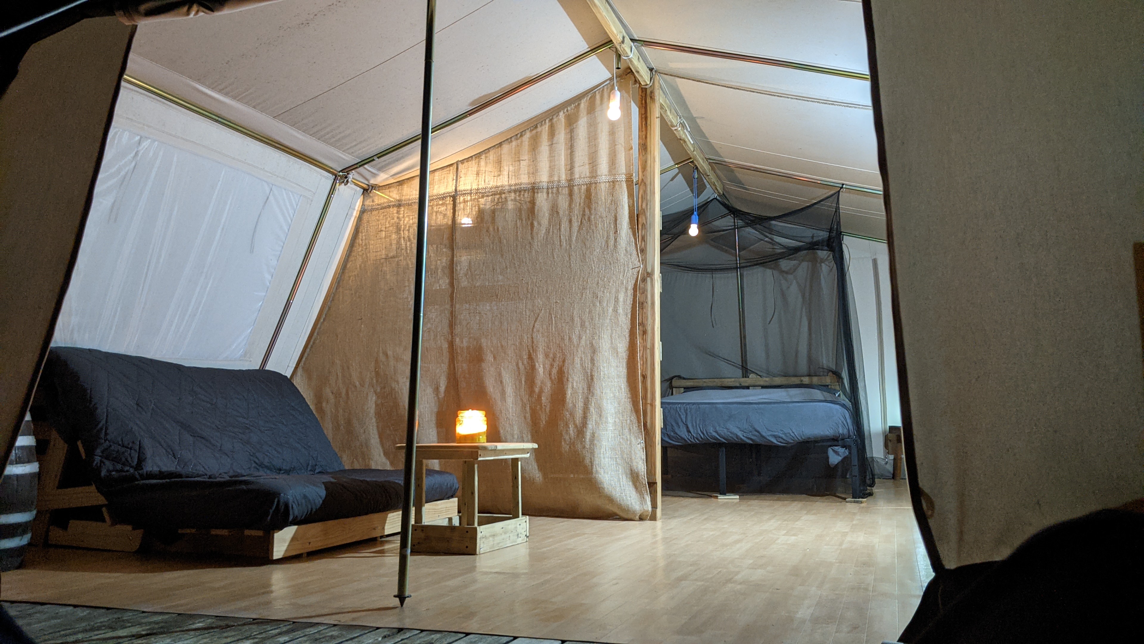 Espace VALERIANA — Tente avec vue panoramique à Lot à Saint-Cirgues — cuisine