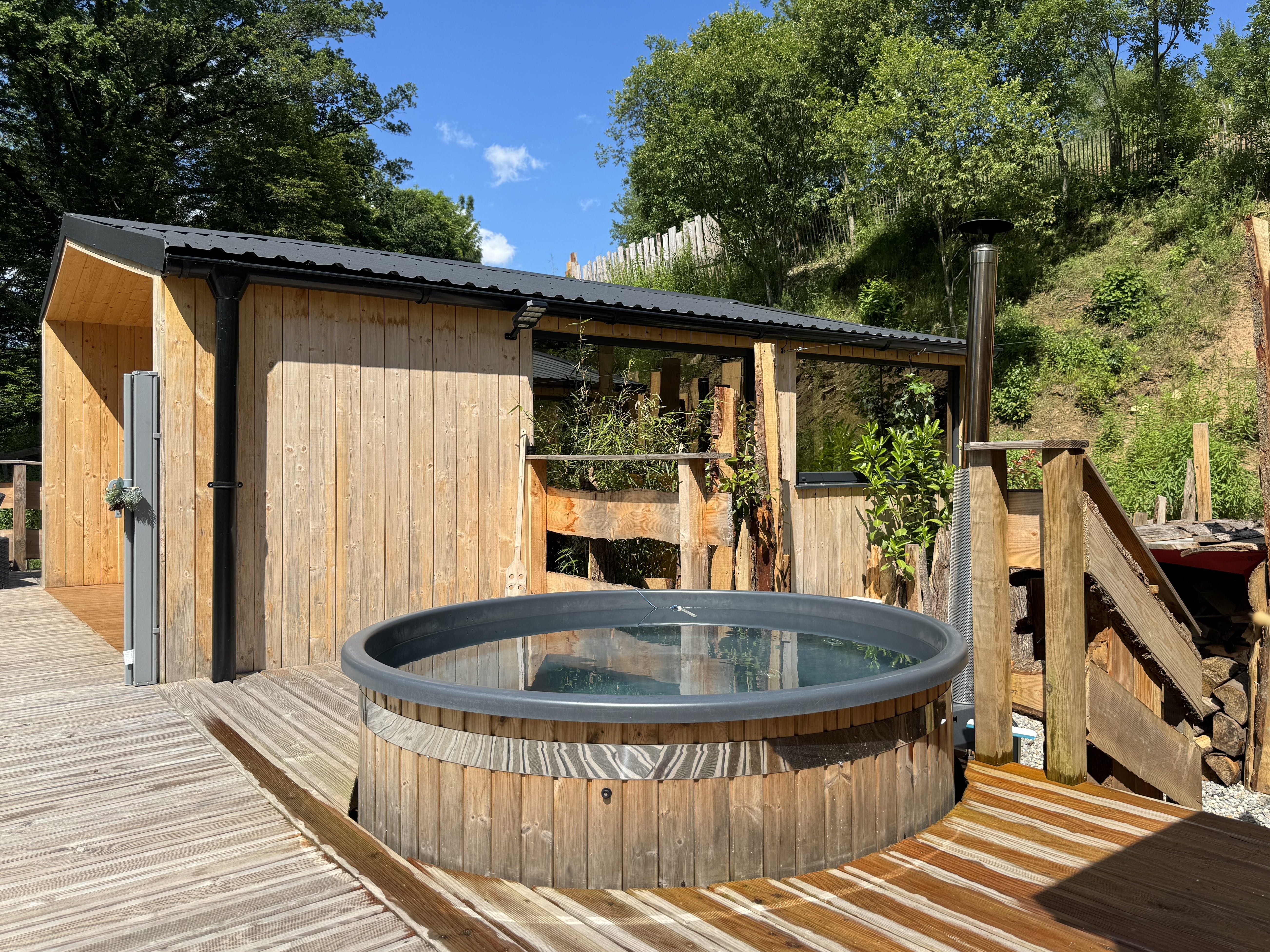 La Maison Céphée : une cabane avec bain nordique en Alsace — Cabane à Orbey