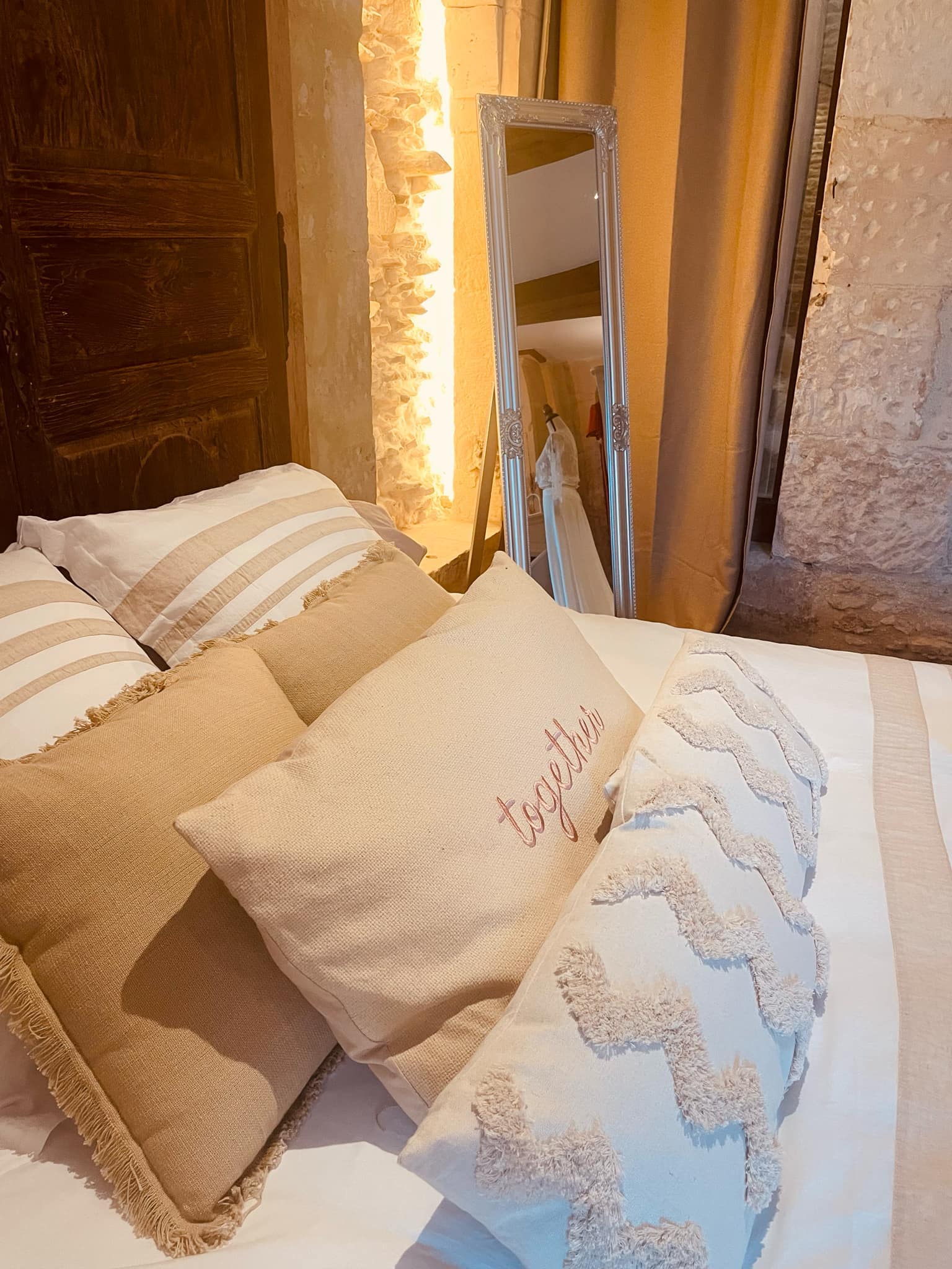 La Chambre de Caractère — Séjour romantique avec spa à Rouvres (Calvados) à Rouvres — environnement naturel