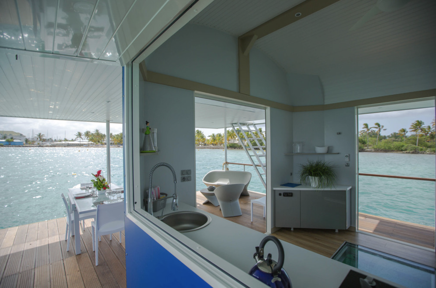 Vivez l'expérience unique d'un House Boat à Sainte Anne à Sainte Anne — vue depuis la terrasse