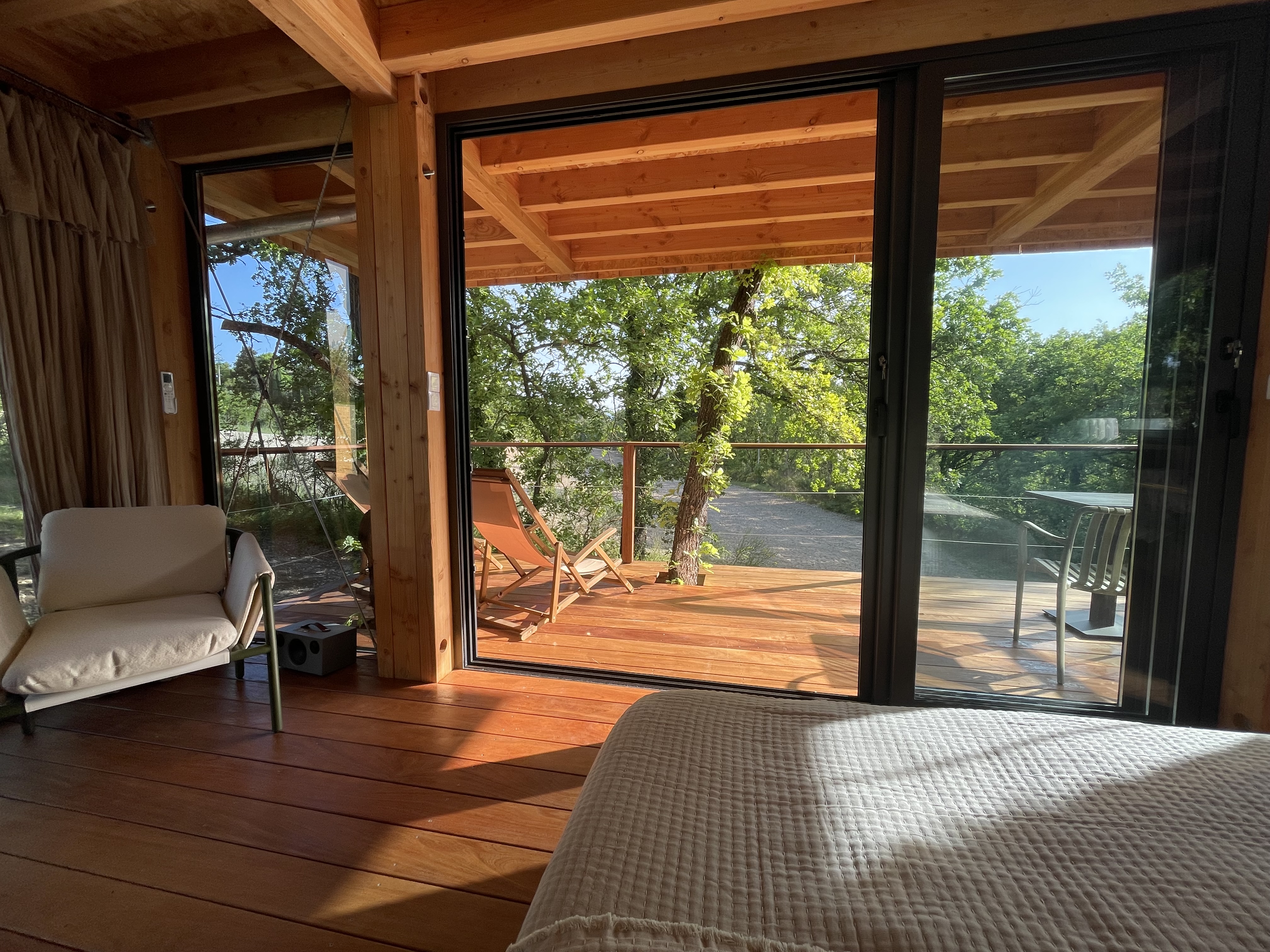 Le Nid en Provence — Cabane sur pilotis avec spa à Bouches-du-Rhône à Marseille — vue intérieure