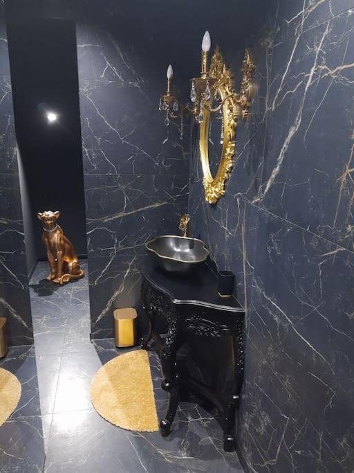 La Love Room Biterroise : une expérience sensorielle unique à Béziers — vue depuis la terrasse