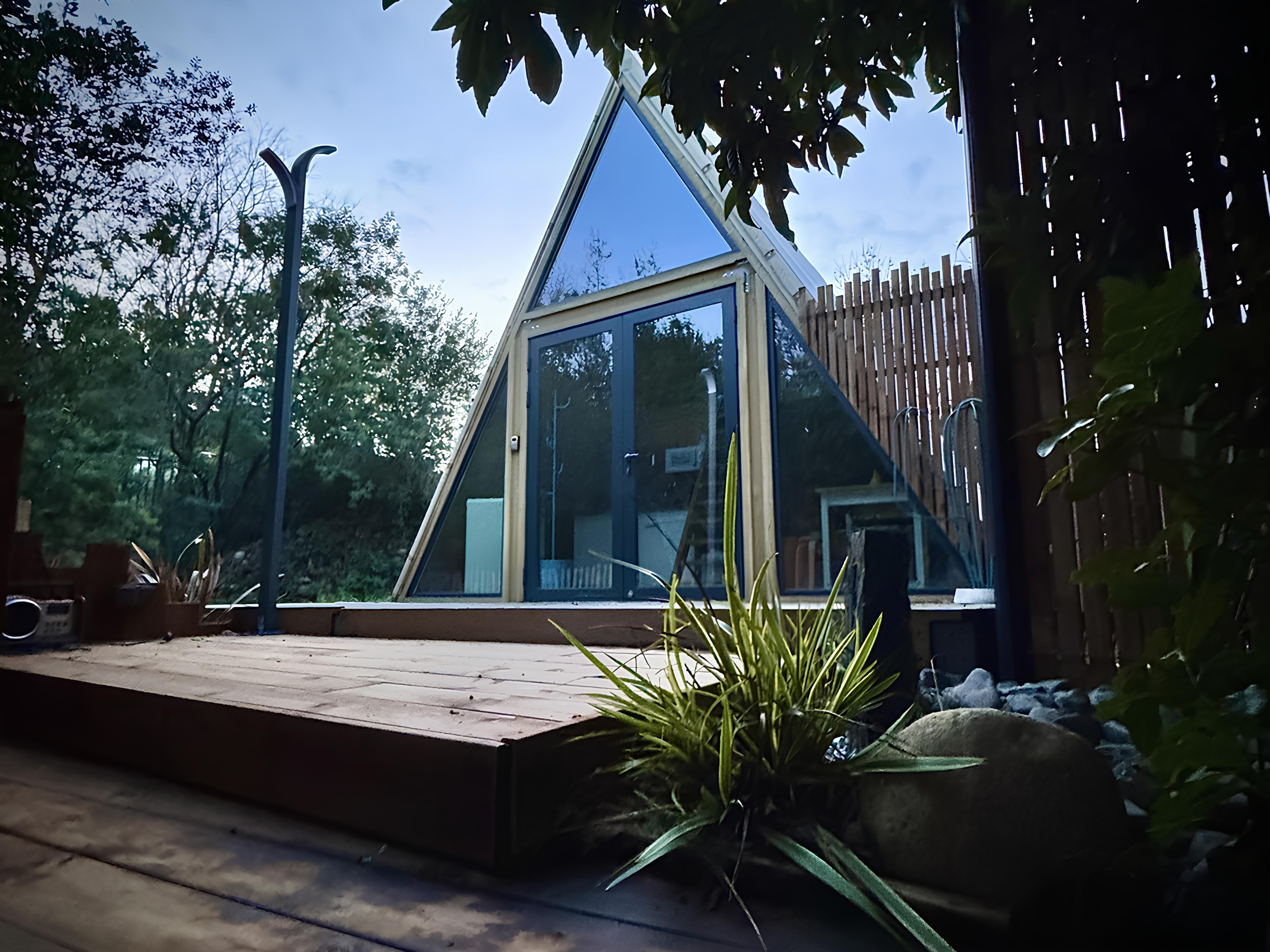 Cabane Glamp Marguerite — Séjour détente avec spa à Pyrénées-Orientales à Perpignan — vue intérieure