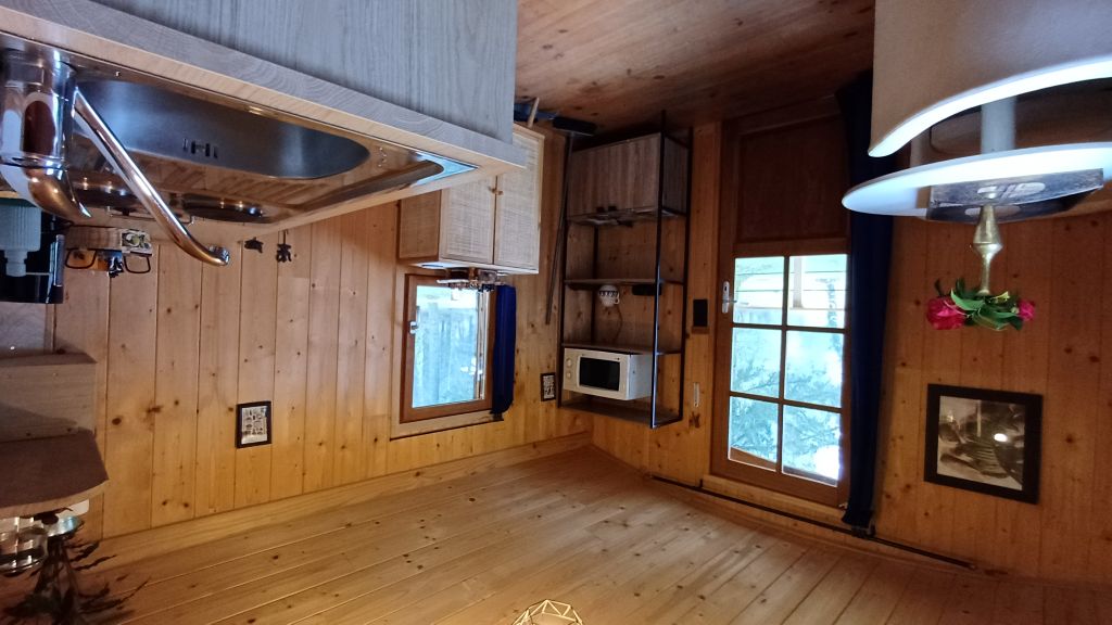 Roulotte des Hêtres — Séjour cosy avec spa à Saint-Pardoux en Haute-Vienne à Saint-Pardoux — chambre